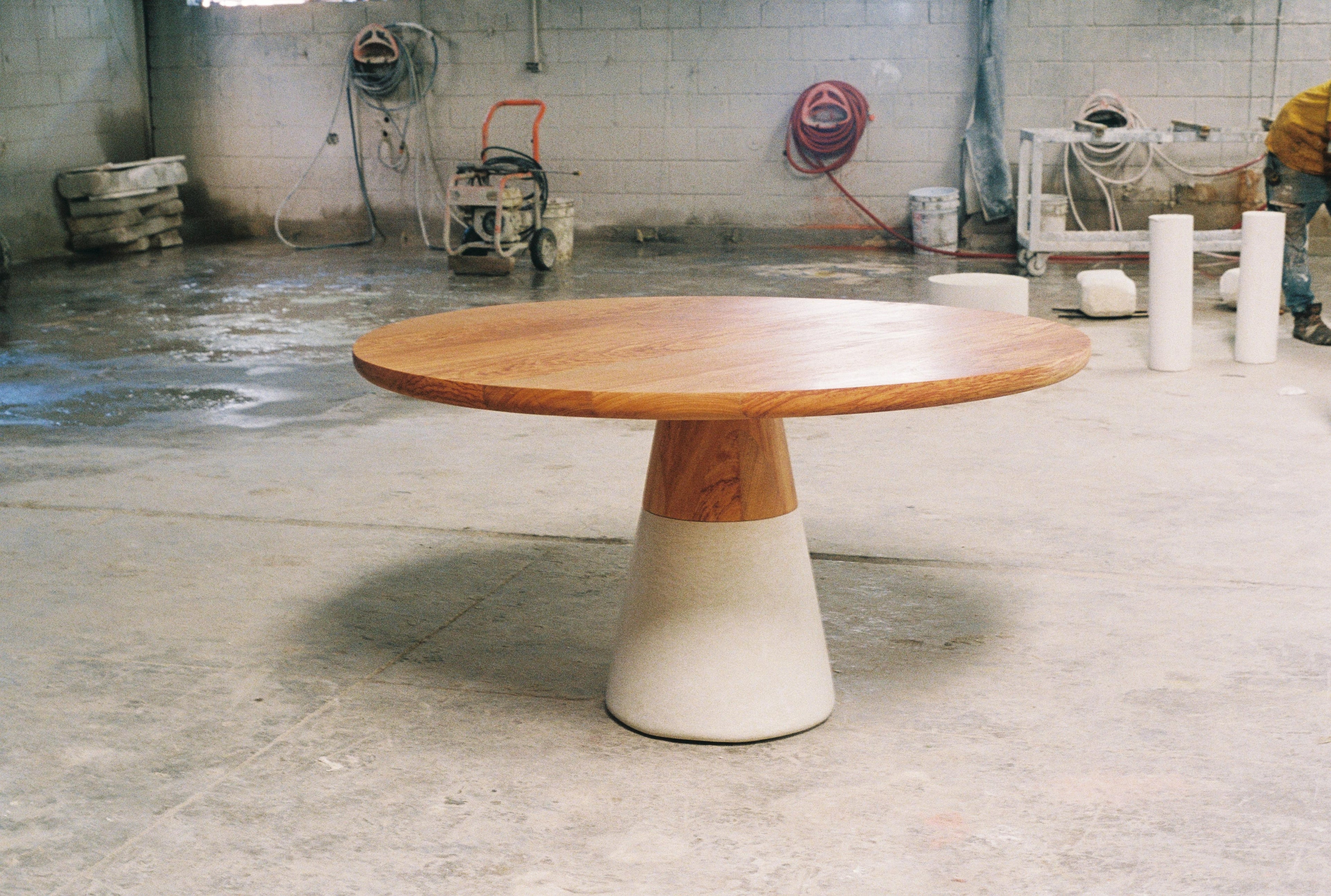 https://a.1stdibscdn.com/bahia-dining-table-in-solid-oak-top-with-white-concrete-pedestal-base-for-sale-picture-8/f_108882/f_491932521773326539087/000048_master.JPG