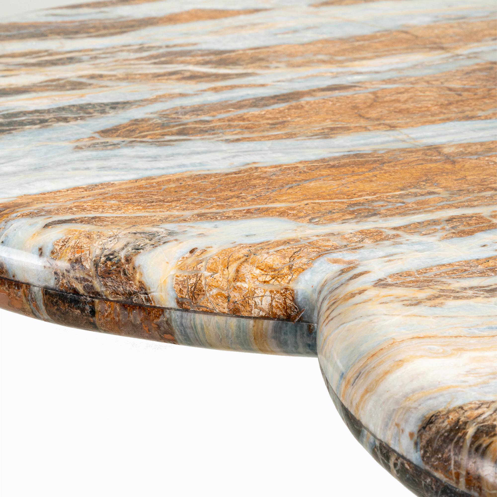https://a.1stdibscdn.com/clover-blue-jeans-solid-marble-bar-table-for-sale-picture-4/f_98672/f_401393921718134544282/_0001_Marble_Clover_7_master.jpg
