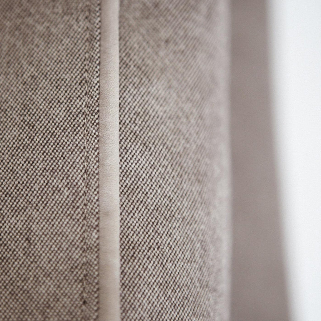 https://a.1stdibscdn.com/casquet-sofa-by-ddpstudio-for-sale-picture-4/f_17062/f_152669211639066561195/_0015_5_d3co_casquet_sofa_detail_c_master.jpg