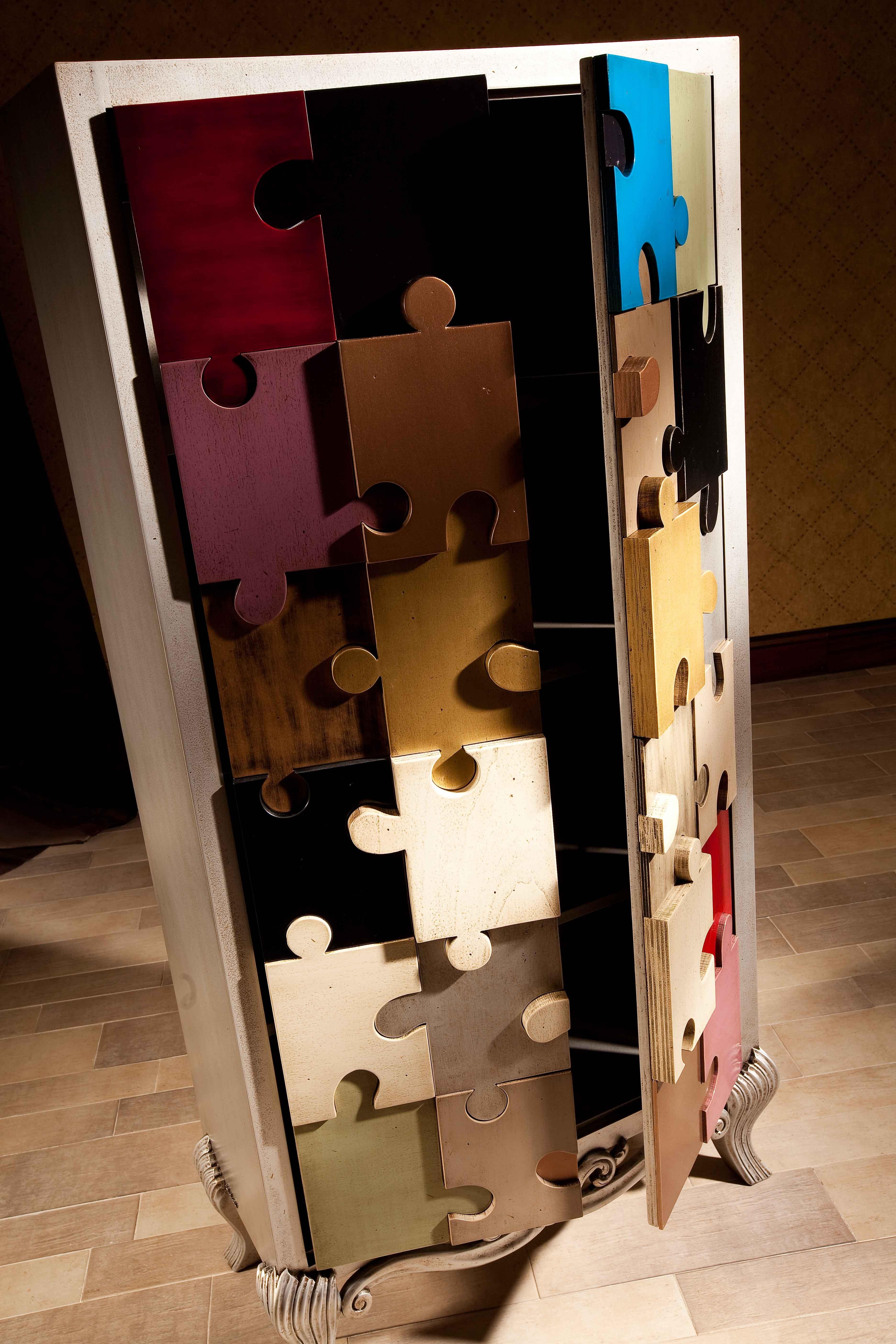 https://a.1stdibscdn.com/puzle-cabinet-by-lola-glamour-for-sale-picture-4/f_12192/f_461501921754406338155/0033_1_detalle_2_master.jpg