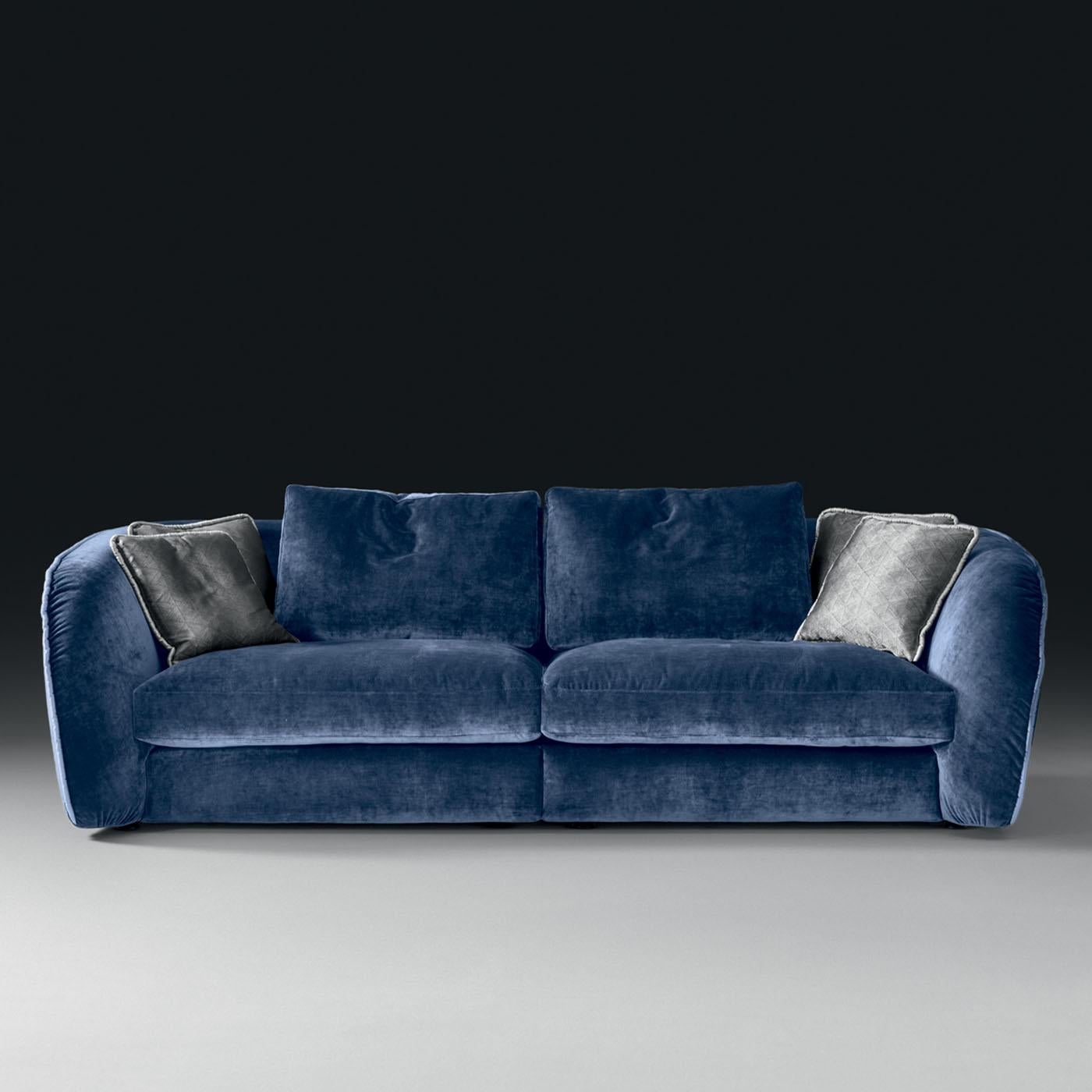 https://a.1stdibscdn.com/levante-blue-sofa-for-sale-picture-2/f_17062/f_245299021697721453812/_0036_02_LEVANTE_050_master.jpg