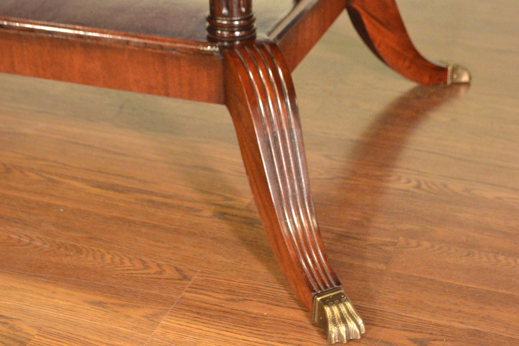 https://a.1stdibscdn.com/oval-mahogany-regency-style-dining-table-by-leighton-hall-for-sale-picture-11/f_44162/f_135373021549134107613/006_master.JPG