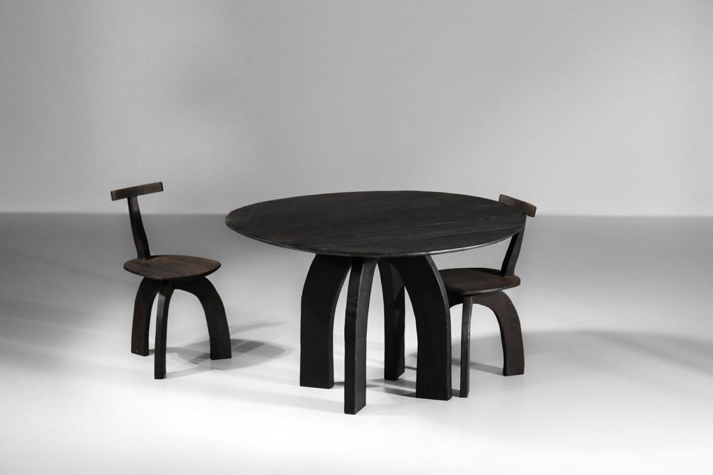 https://a.1stdibscdn.com/artisanal-round-table-by-vincent-vincent-model-80-20-in-burnt-wood-for-sale-picture-13/f_30663/f_180157521582128626340/01111_master.jpg