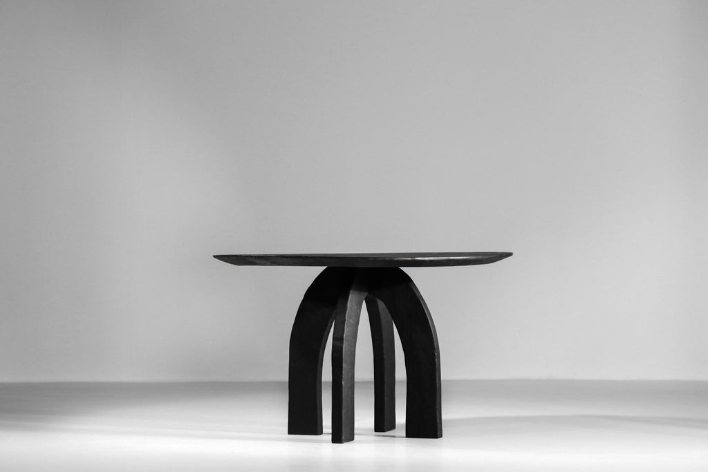 https://a.1stdibscdn.com/artisanal-round-table-by-vincent-vincent-model-80-20-in-burnt-wood-for-sale-picture-4/f_30663/f_180157521582128622638/0114_master.jpg