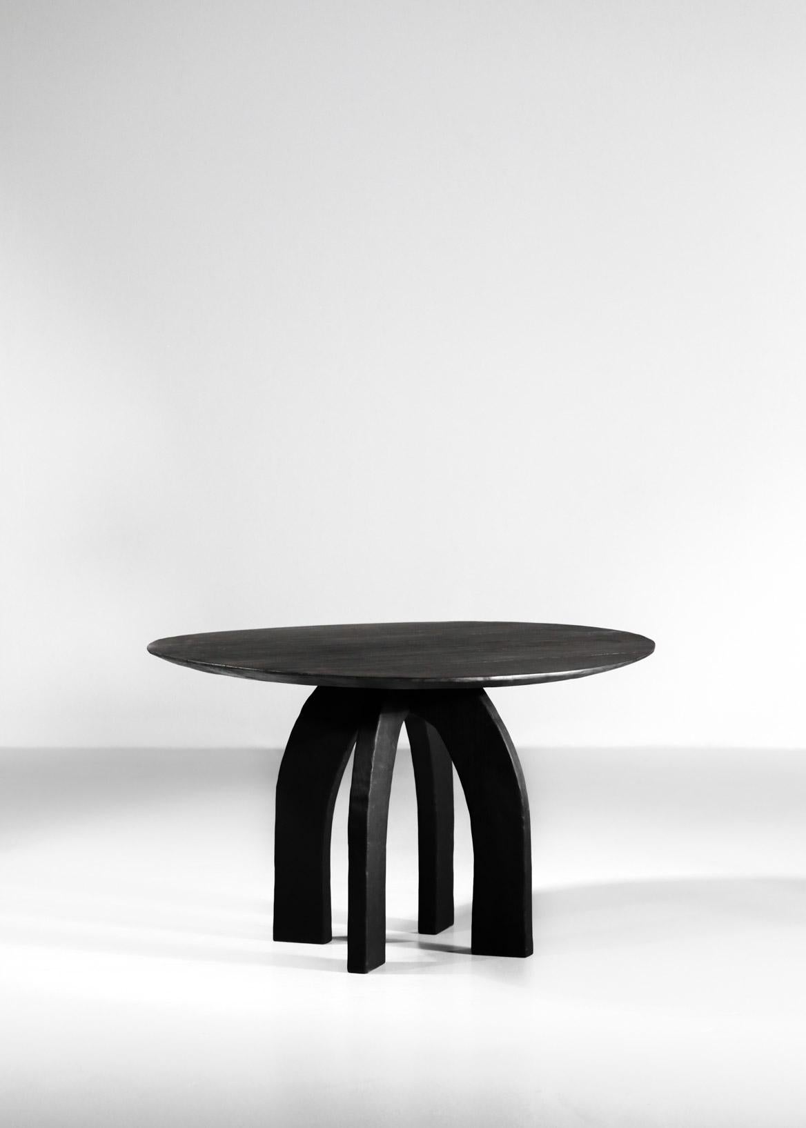 https://a.1stdibscdn.com/artisanal-round-table-by-vincent-vincent-model-80-20-in-burnt-wood-for-sale-picture-5/f_30663/f_180157521582128622962/0115_master.jpg