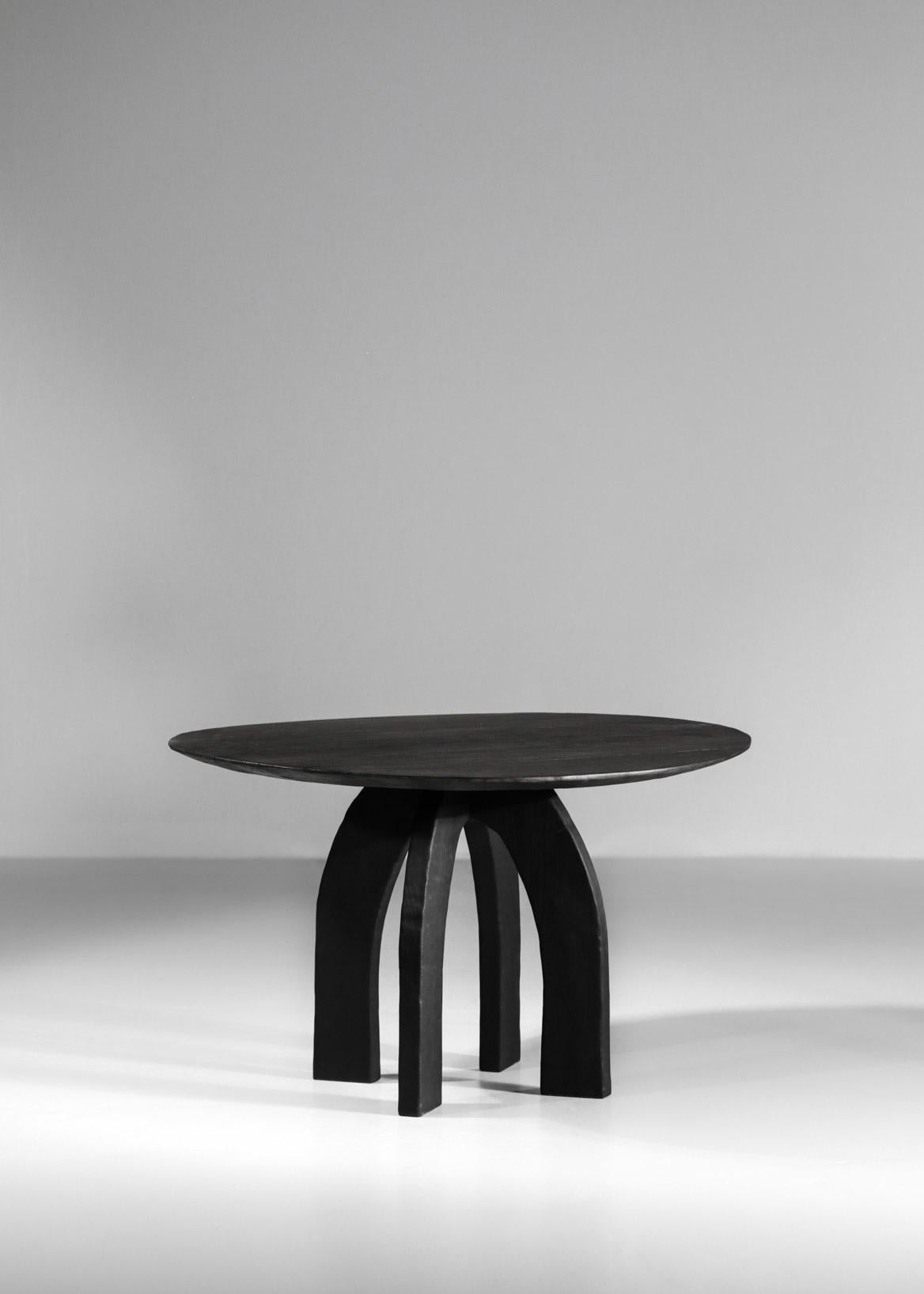 https://a.1stdibscdn.com/artisanal-round-table-by-vincent-vincent-model-80-20-in-burnt-wood-for-sale-picture-6/f_30663/f_180157521582128623725/0116_master.jpg