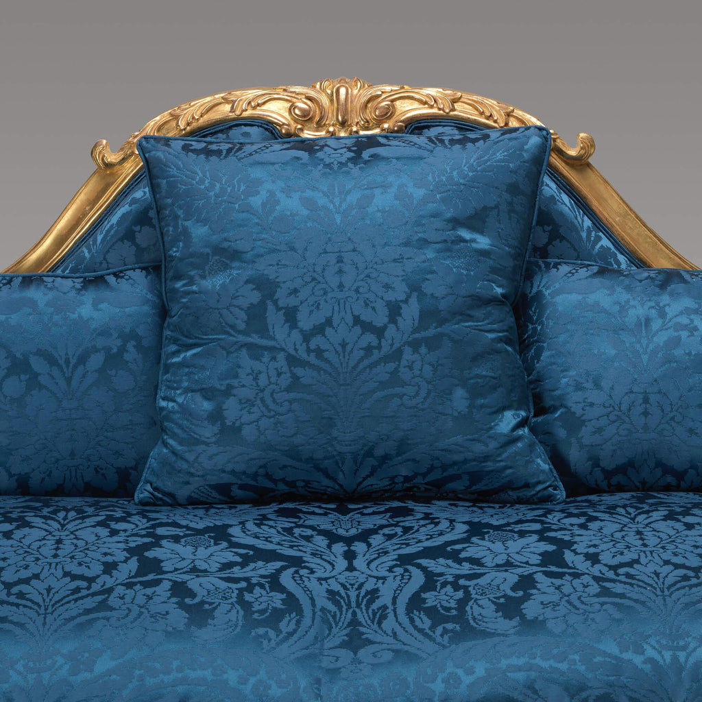 https://a.1stdibscdn.com/foremarke-hall-sofa-for-sale-picture-4/f_17242/f_484279921768999155317/01_07_2022_ELG179_0004_master.jpg