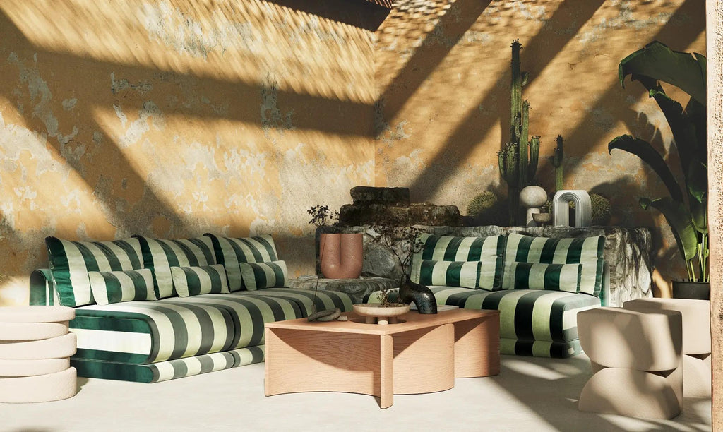https://a.1stdibscdn.com/kanz-sofa-green-white-striped-set-of-3-with-daybed-by-hermhaus-for-sale-picture-2/f_87412/f_436915821739895878679/01_4_1_master.jpg