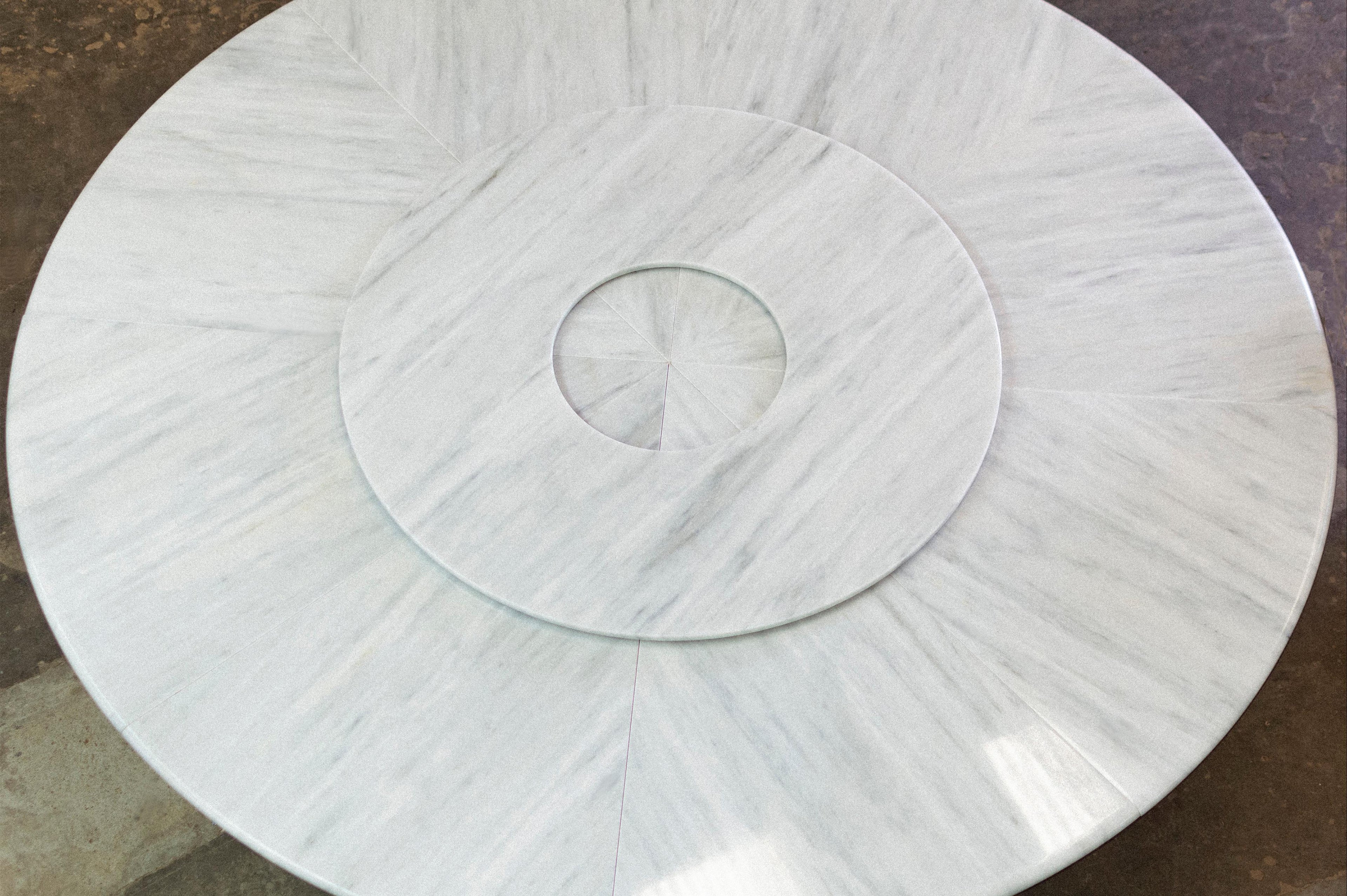 https://a.1stdibscdn.com/bronze-marble-round-dining-table-with-rotating-server-from-costantini-aragon-for-sale-picture-2/f_25173/f_272391221647888477533/01_Aragon_Table_by_Costantini_master.jpg