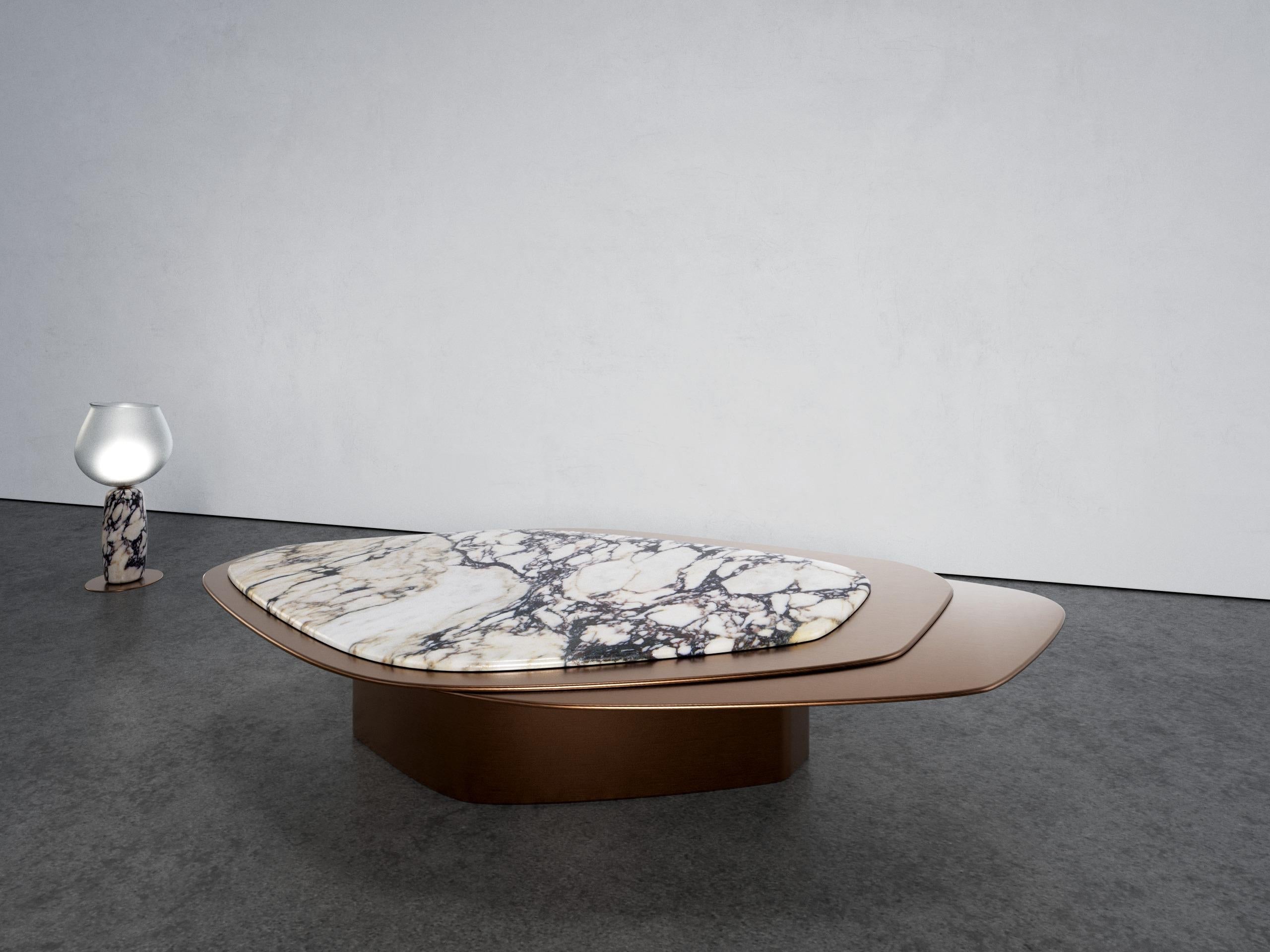 https://a.1stdibscdn.com/explore-iii-calacatta-and-bronze-limited-edition-coffee-table-by-grzegorz-majka-for-sale-picture-4/f_12192/f_448859621746460447457/01_GM_Studio_Explore_III_copy_master.jpg