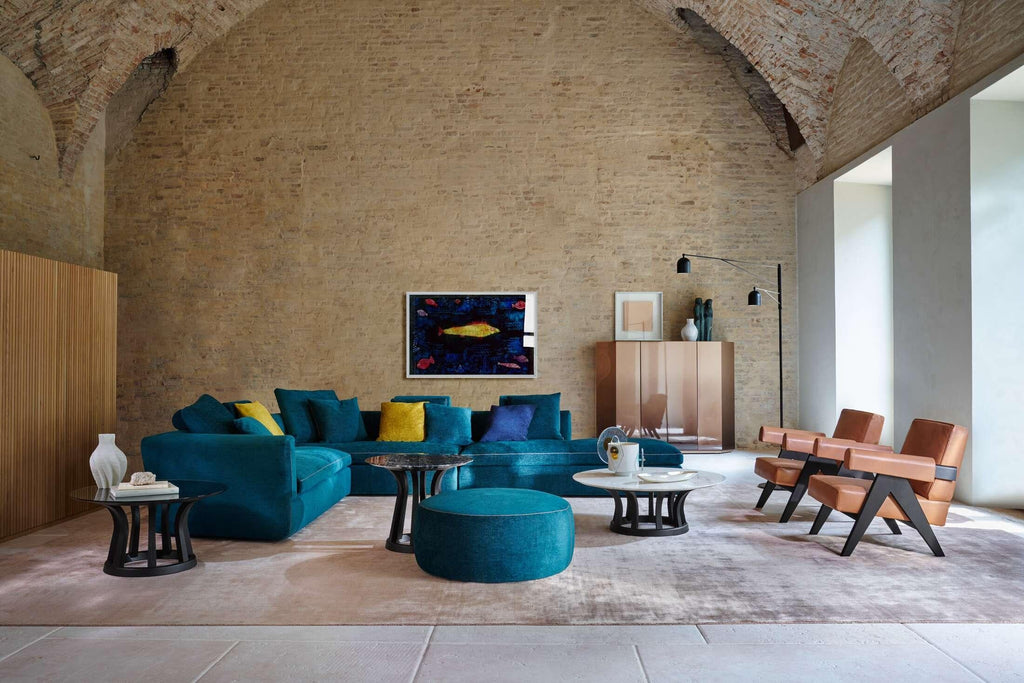 https://a.1stdibscdn.com/rodolfo-dordoni-dress-up-sofa-for-cassina-italy-2022-for-sale-picture-8/f_15912/f_297817521659103904897/01_ambienti_dress_up_master.jpg