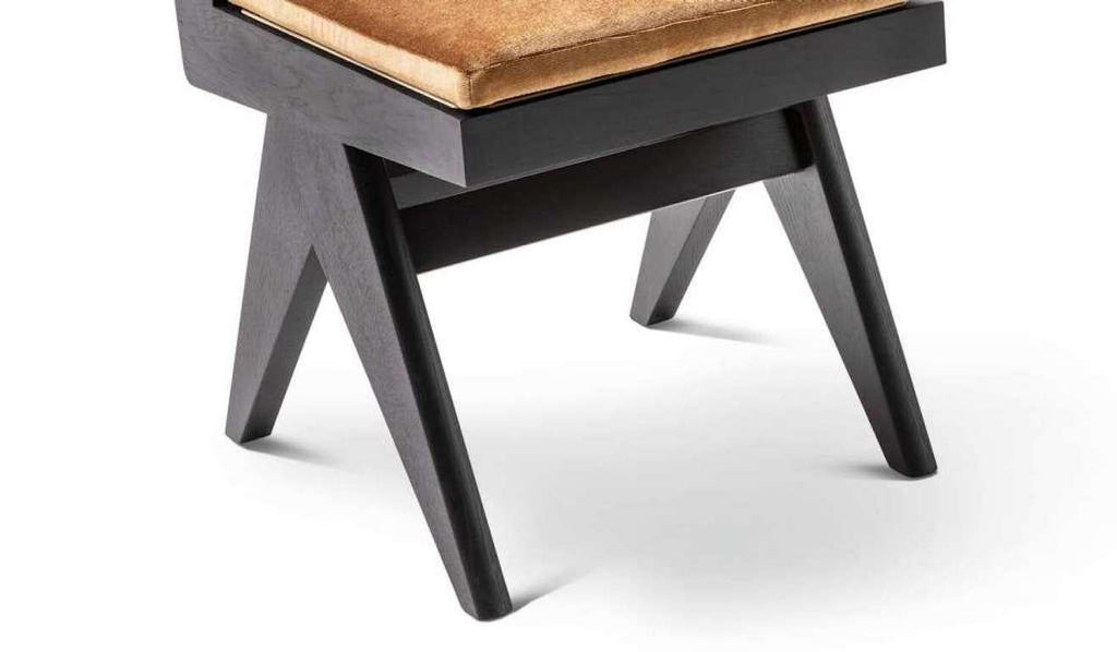 https://a.1stdibscdn.com/pierre-jeanneret-055-capitol-complex-chair-for-cassina-italy-2022-for-sale-picture-4/f_15912/f_297409021661601350026/01_caratteristichecapitol_complex_chair_master.jpeg