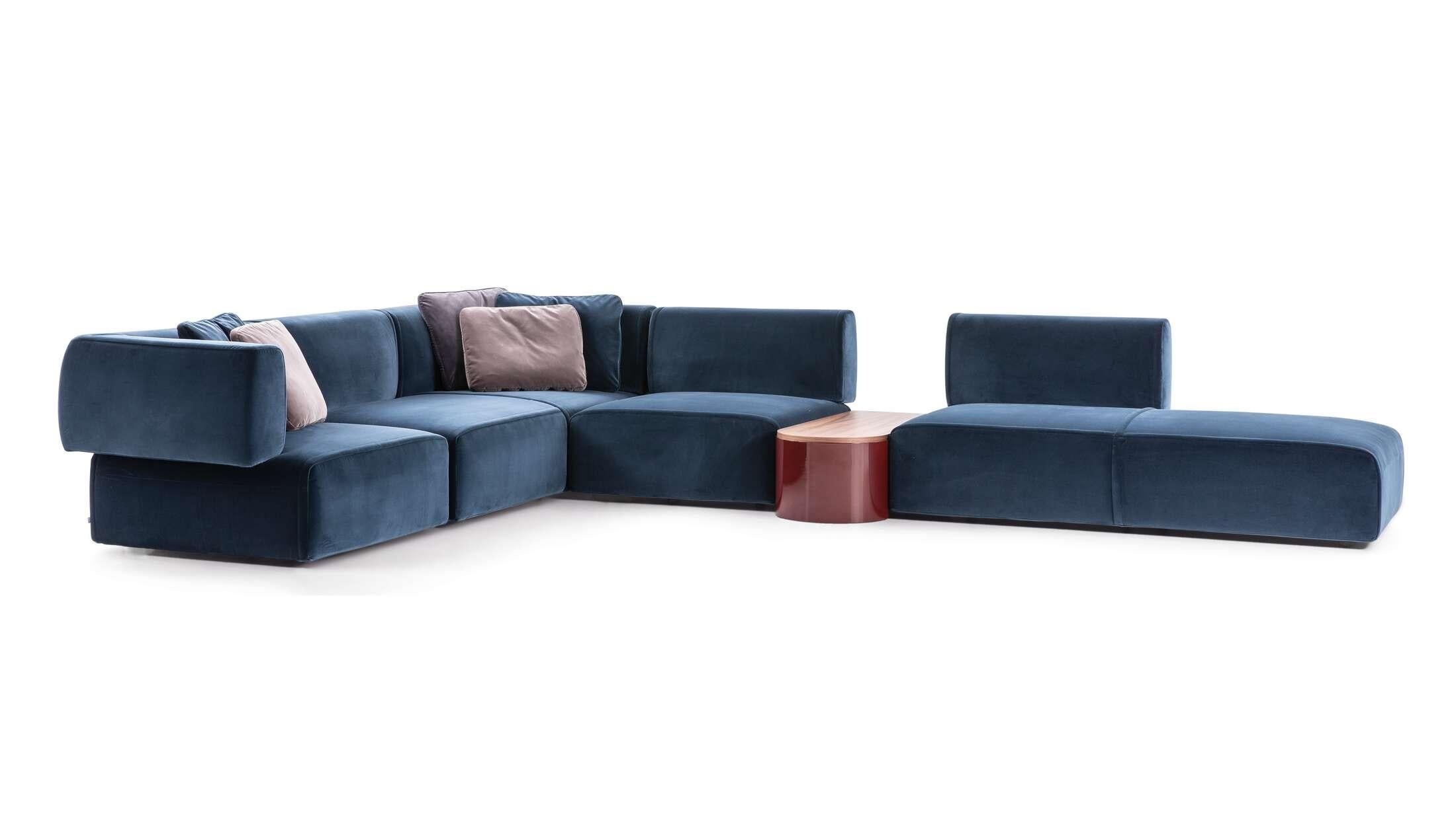 https://a.1stdibscdn.com/patricia-urquiola-bowy-sofa-for-cassina-italy-2022-for-sale-picture-6/f_15912/f_297805221659099855038/01_dettagli_553_bowy_sofa_sofa_1_master.jpg