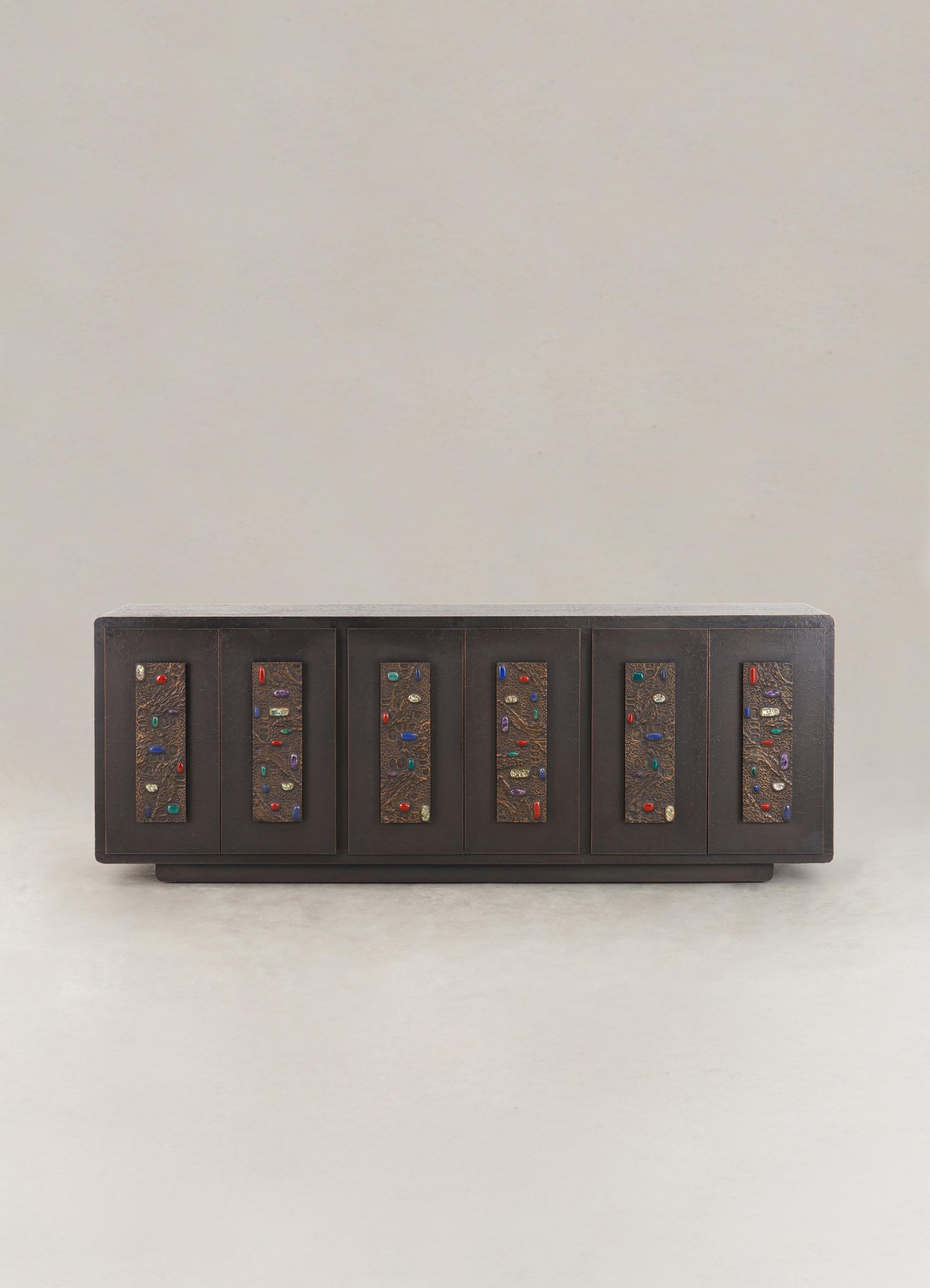https://a.1stdibscdn.com/tutti-frutti-cabinet-in-brass-with-semi-precious-stones-viya-by-vikram-goyal-for-sale-picture-5/f_89622/f_451696921748500209668/01_master.jpg