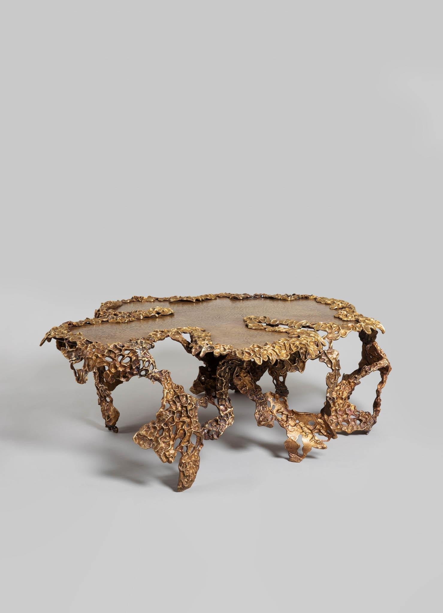 https://a.1stdibscdn.com/saffron-coffee-table-viya-by-vikram-goyal-for-sale-picture-3/f_89622/f_429676721735803990934/01_master.jpg