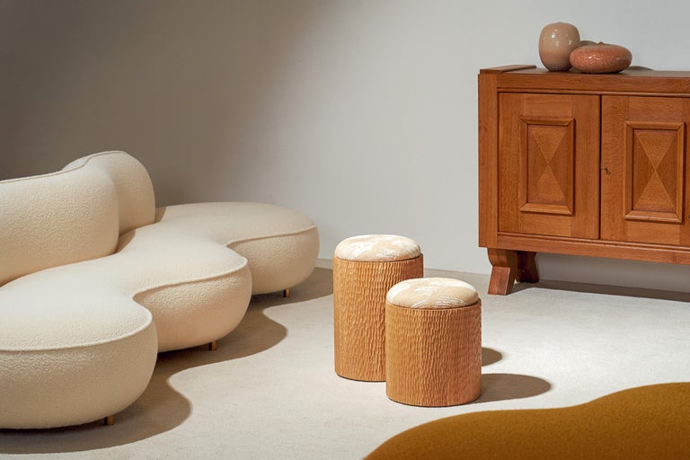 https://a.1stdibscdn.com/pair-of-jim-sofas-xl-size-by-proisy-studio-for-sale-picture-11/f_15322/f_471841821761309742764/01c_master.jpg?width=768