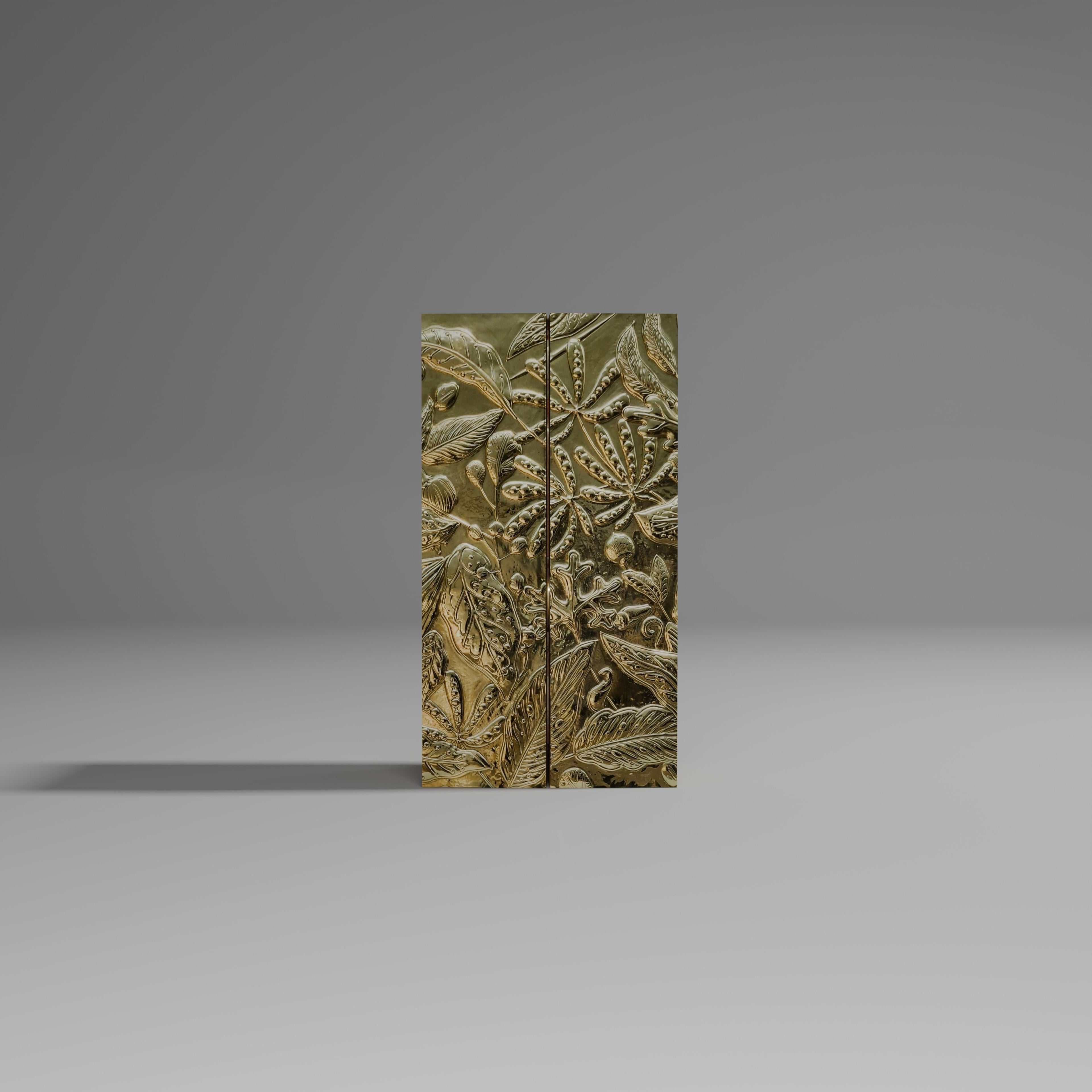 https://a.1stdibscdn.com/forest-bar-in-brass-for-sale-picture-2/f_51482/f_455178321750316603063/0234_master.jpg