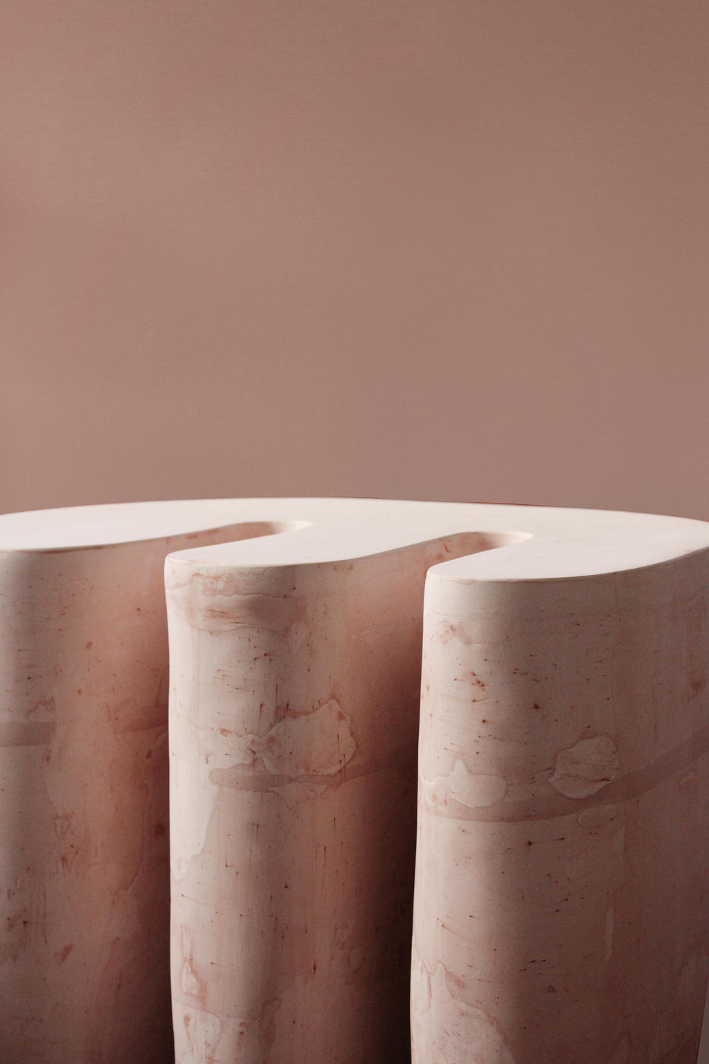 https://a.1stdibscdn.com/organic-table-by-aoao-for-sale-picture-4/f_12192/f_318006521671380521751/02_AStrzyzynska_OrganicTable_master.jpg