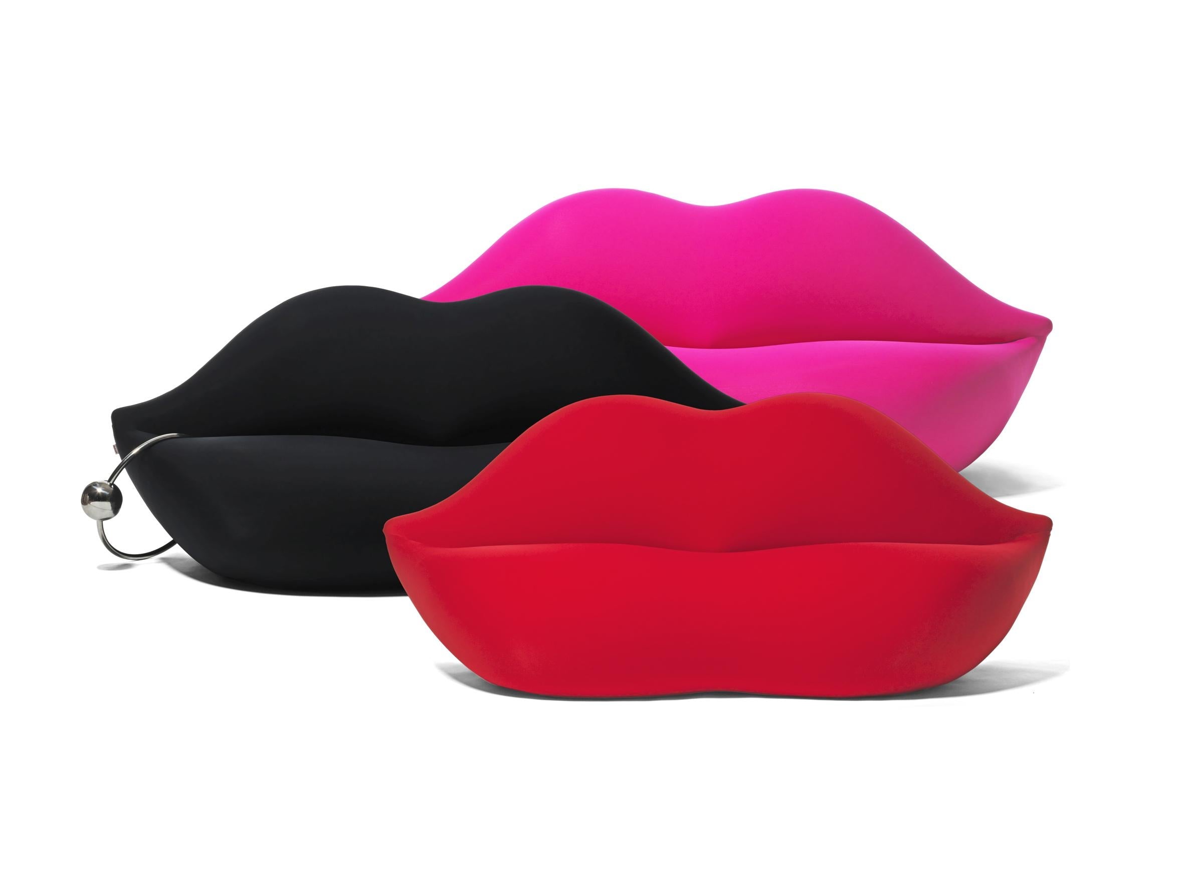 https://a.1stdibscdn.com/gufram-pink-lady-couch-by-studio-65-for-sale-picture-3/12330573/f_132711921547114949558/02_Gufram_BOCCA_family_master.jpg