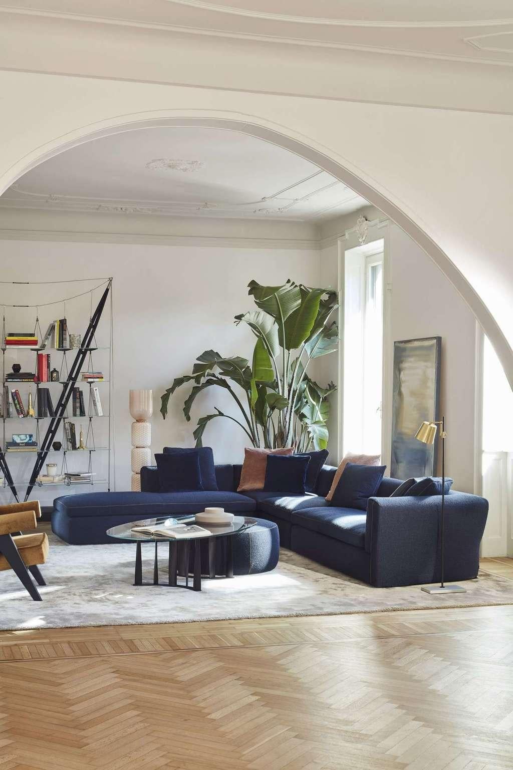 https://a.1stdibscdn.com/rodolfo-dordini-dress-up-sofa-upholsterd-foam-in-fabric-by-cassina-for-sale-picture-7/f_14272/f_303884521662970746344/02_ambienti_291_dress_up_divani_2__master.jpeg