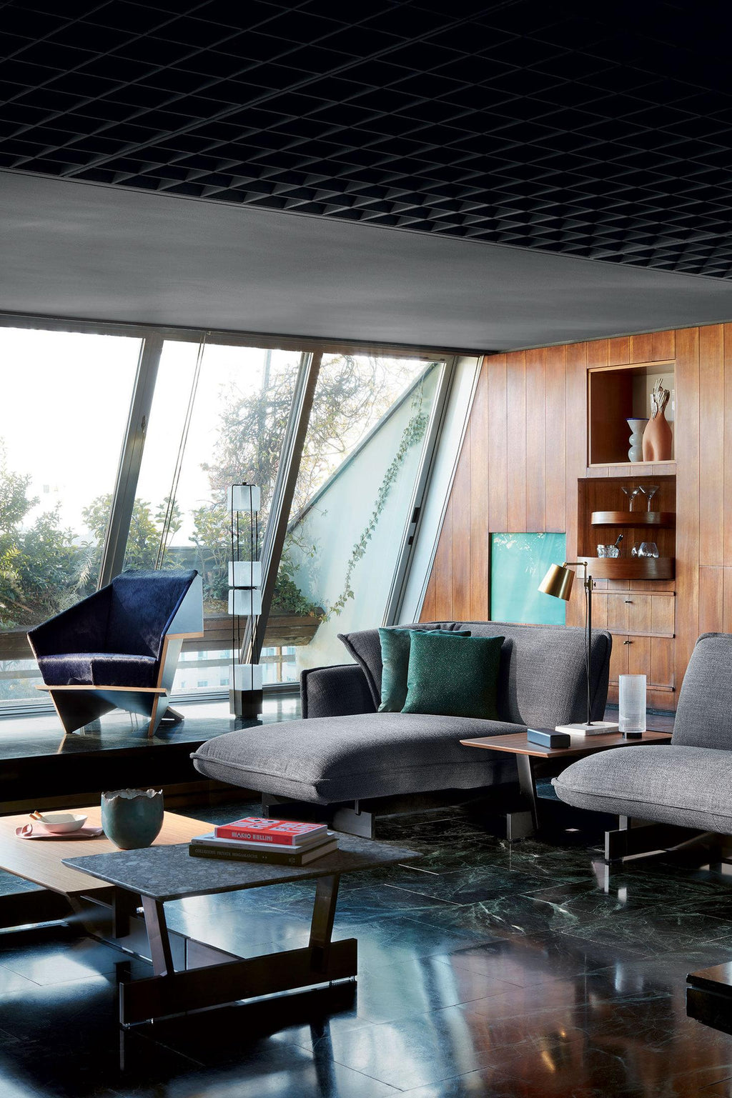 https://a.1stdibscdn.com/patricia-urquiola-beam-sofa-for-cassina-italy-2022-for-sale-picture-5/f_15912/f_296918621658498804408/02_ambienti_550_beam_sofa_system_divani_1__master.jpg