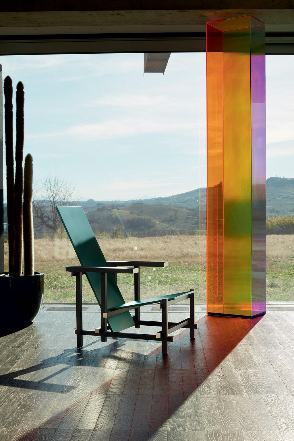 https://a.1stdibscdn.com/gerrit-rietveld-zeilmaker-version-of-black-red-and-blue-for-cassina-italy-2022-for-sale-picture-2/f_15912/f_297832621659107170054/02_ambienti_635_black_red_and_blue_sedie_e_poltroncine_master.jpg