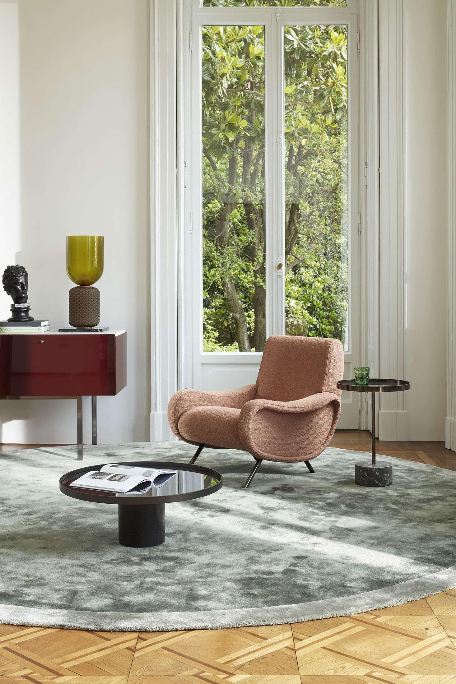 https://a.1stdibscdn.com/marco-zanuso-lady-armchair-for-cassina-italy-2022-for-sale-picture-3/f_15912/f_298294421659445364977/02_ambienti_720_lady_divano_tavolini_master.jpg