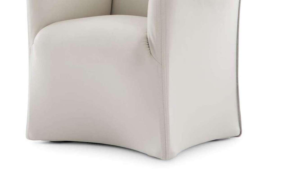 https://a.1stdibscdn.com/mario-bellini-684-armchair-for-cassina-italy-new-for-sale-picture-4/f_15912/f_372366321700842051228/02_caratteristiche_684_master.jpeg