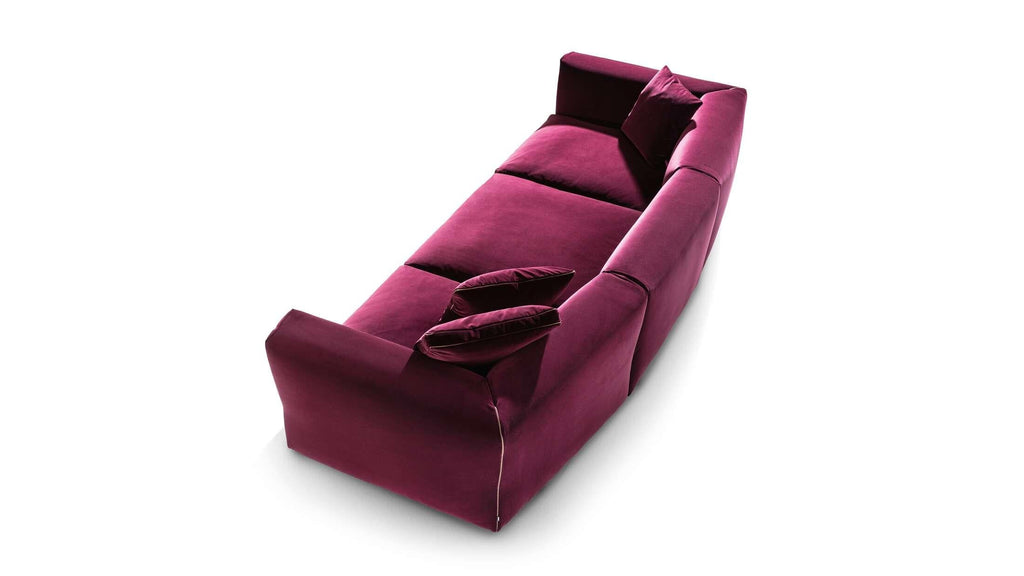 https://a.1stdibscdn.com/rodolfo-dordoni-dress-up-sofa-for-cassina-italy-2022-for-sale-picture-10/f_15912/f_297817521659103906081/02_dettagli_291_dress_up_sofa_master.jpg