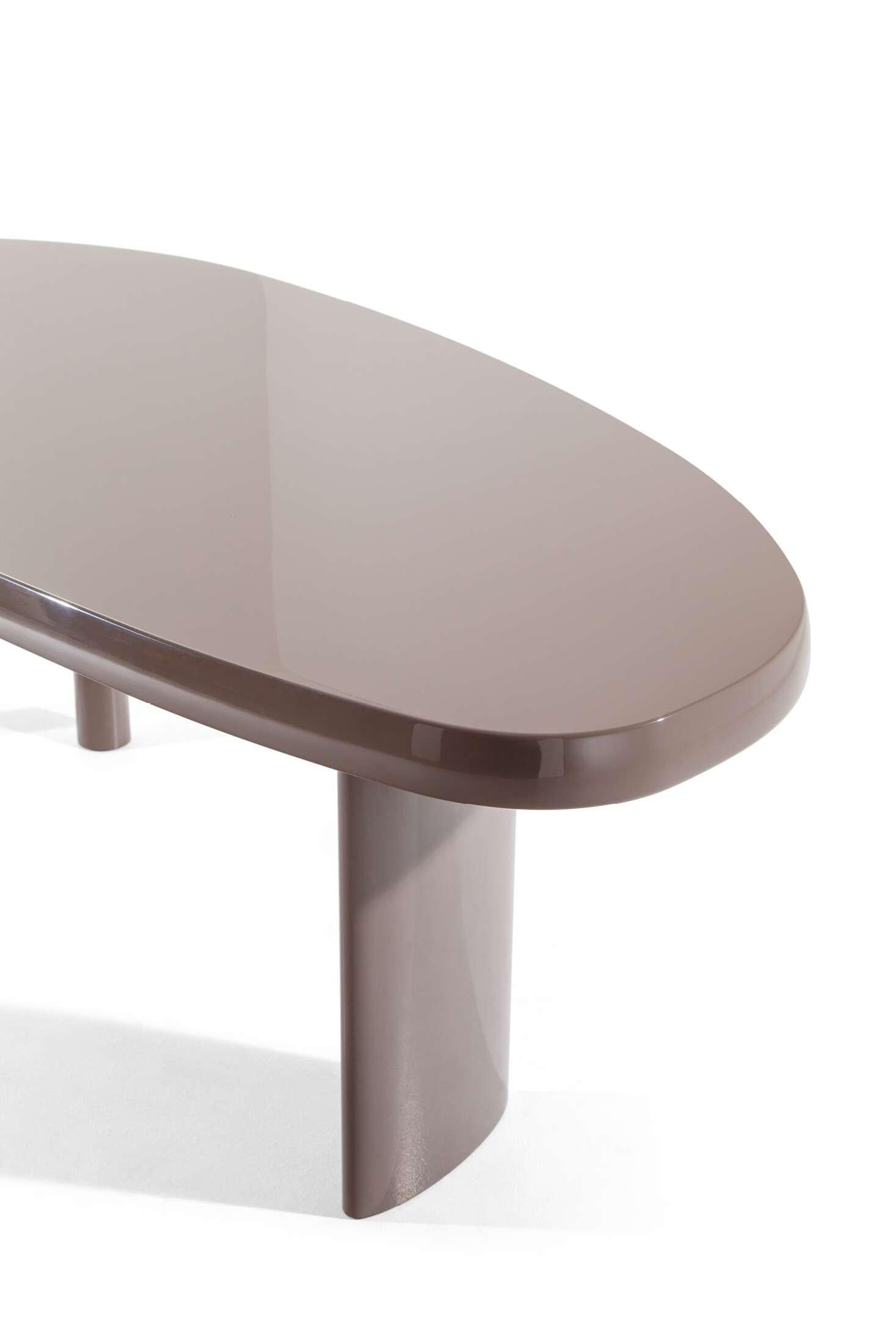 https://a.1stdibscdn.com/huge-charlotte-perriand-table-en-forme-libre-for-cassina-italy-2022-for-sale-picture-6/f_15912/f_299158321660044587794/02_dettagli_525_table_en_forme_libre_table_2_master.jpg
