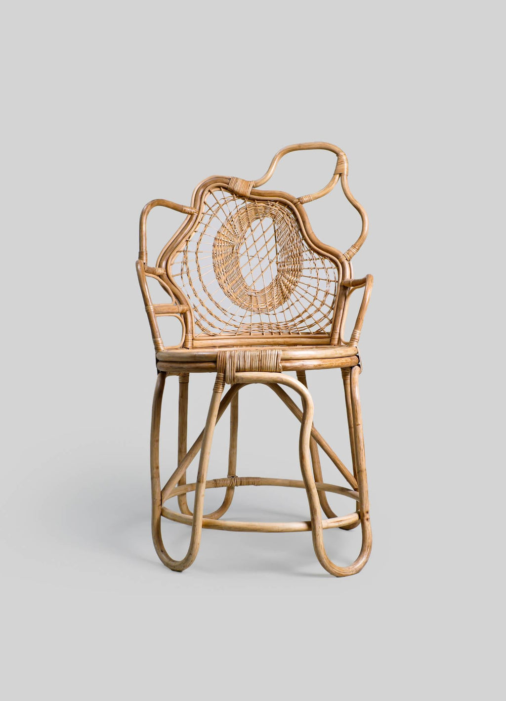 https://a.1stdibscdn.com/chakra-chair-small-viya-by-vikram-goyal-for-sale-picture-3/f_89622/f_422055221730974969611/02_master.jpg