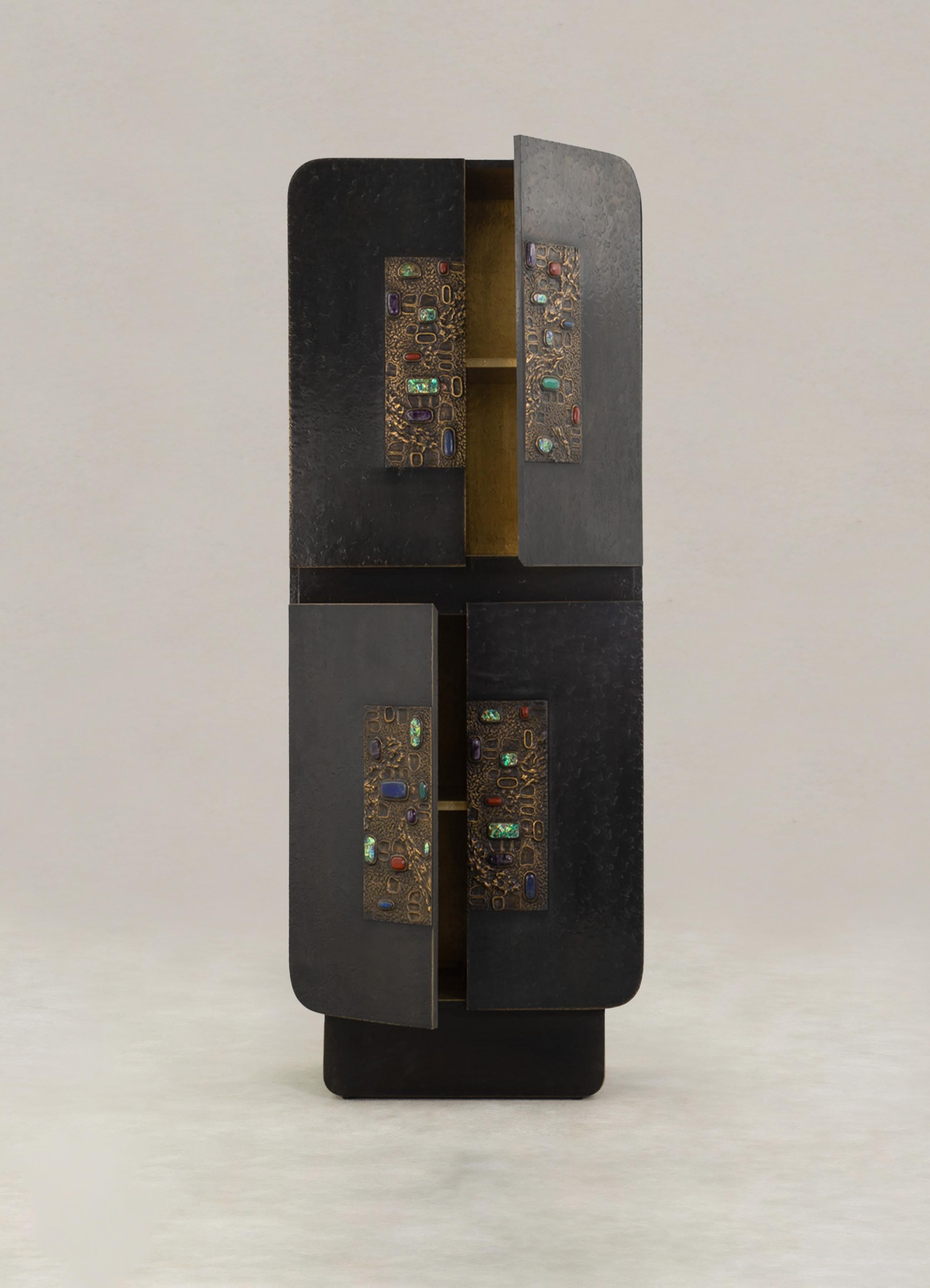 https://a.1stdibscdn.com/tutti-frutti-bronze-cabinet-tall-in-brass-with-semi-precious-stones-for-sale-picture-3/f_89622/f_451697221748500323318/02_master.jpg