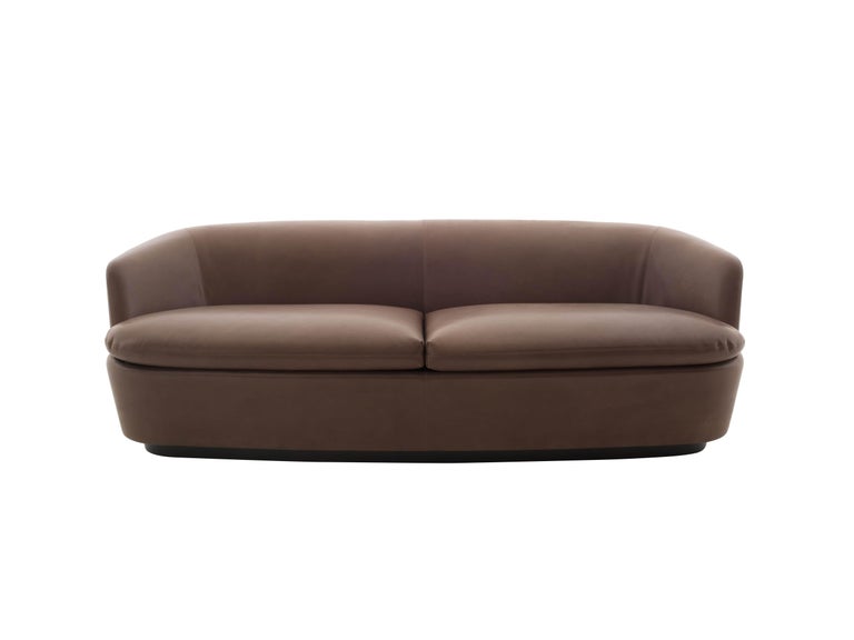 https://a.1stdibscdn.com/orla-small-sofa-by-jasper-morrison-for-cappellini-for-sale-picture-6/f_16392/f_491440621773070285276/02_orla_sofa_master.jpg?width=768