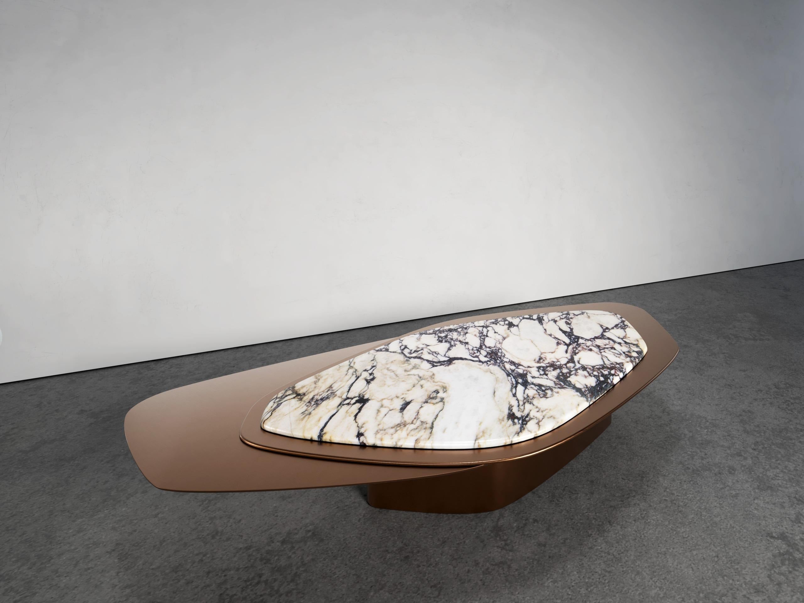 https://a.1stdibscdn.com/explore-iii-calacatta-and-bronze-limited-edition-coffee-table-by-grzegorz-majka-for-sale-picture-7/f_12192/f_448859621746460447319/02c_GM_Studio_Explore_III_copy_master.jpg