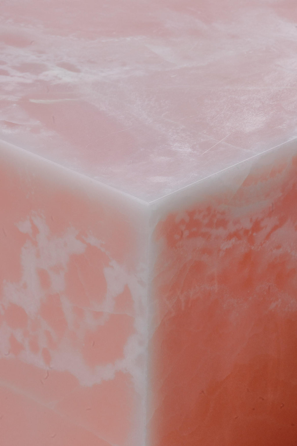 https://a.1stdibscdn.com/greenapple-cube-onyx-cube-pink-onyx-handmade-in-portugal-for-sale-picture-5/f_53532/f_338719421681833423508/037_master.jpg