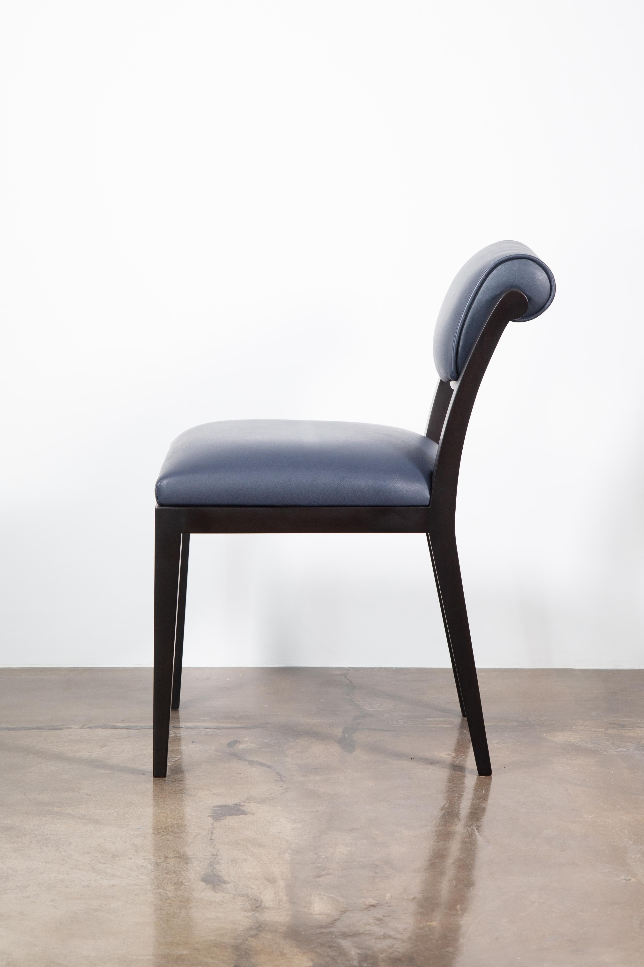 https://a.1stdibscdn.com/contemporary-art-deco-style-leather-dining-chair-by-costantini-gianni-for-sale-picture-4/f_25173/f_252463721631198460544/03_Gianni_Chair_from_Costantini_master.jpg