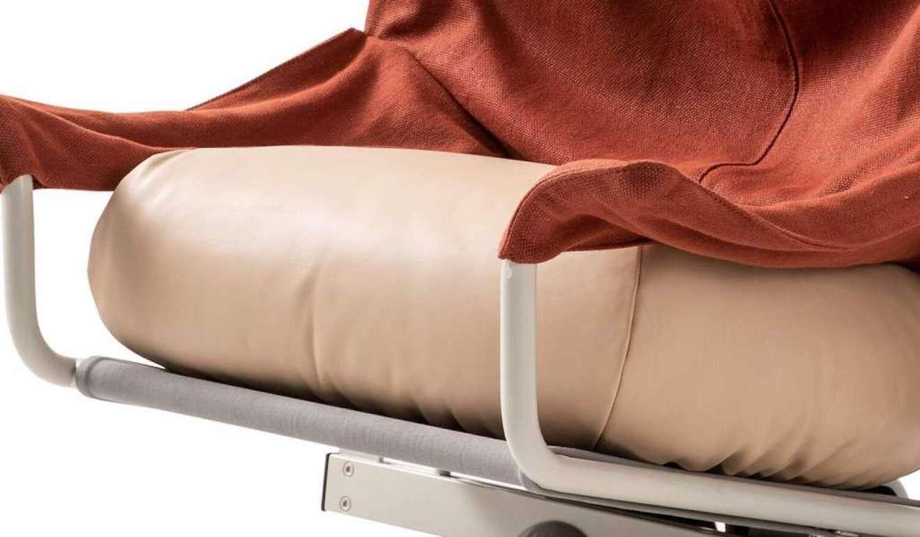 https://a.1stdibscdn.com/paolo-deganello-aeo-chair-for-the-archizoom-group-by-cassina-italy-2022-for-sale-picture-4/f_15912/f_297419421661600612201/03_caratteristiche_aeo_master.jpeg