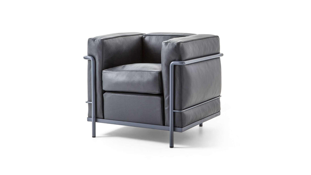 https://a.1stdibscdn.com/le-corbusier-jeanneret-charlotte-perriand-lc2-poltrona-armchair-for-cassina-for-sale-picture-4/f_15912/f_298589421659628840346/03_dettagli_002_lc2_armchair_armchair_3_master.jpg