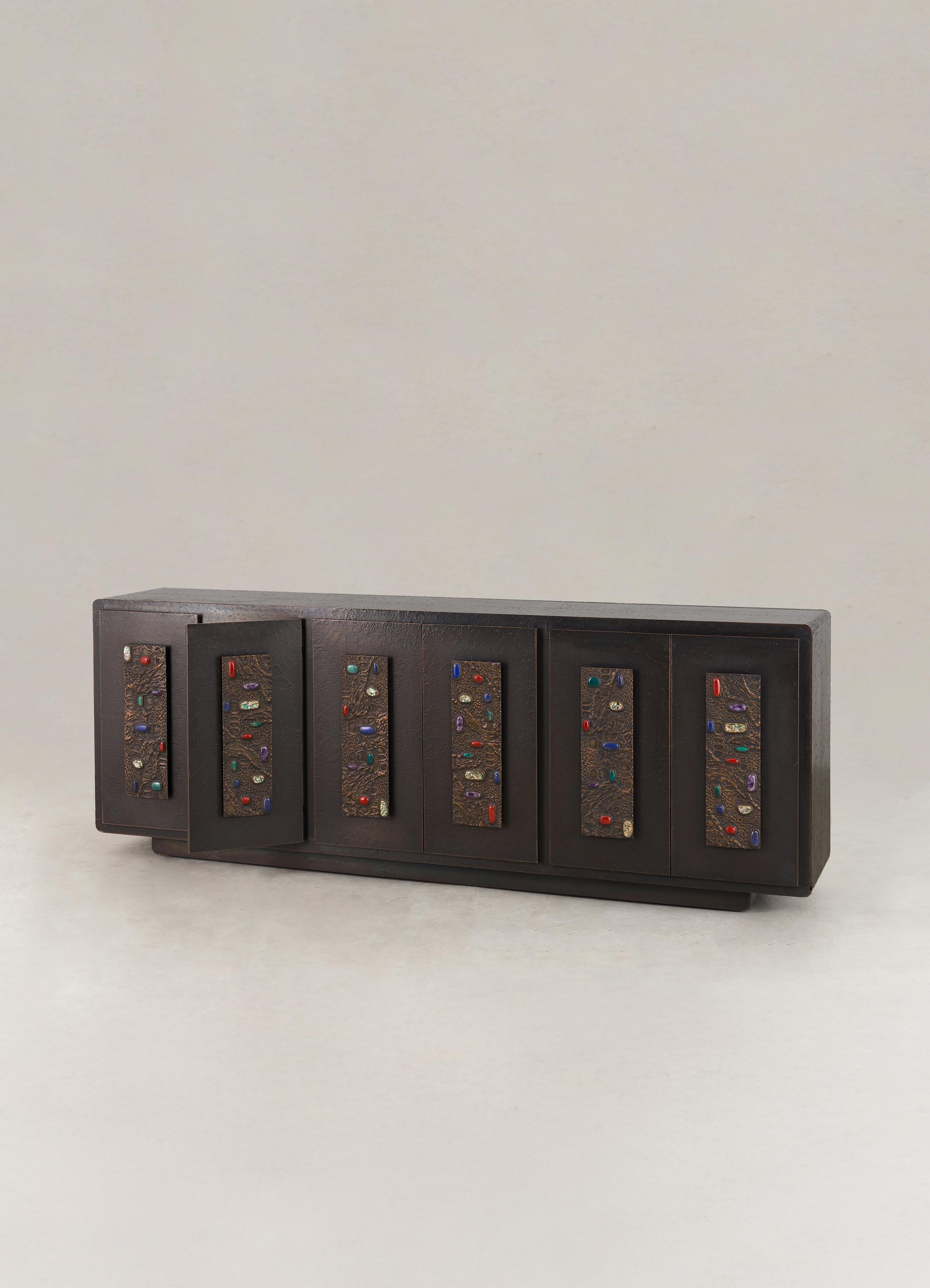 https://a.1stdibscdn.com/tutti-frutti-cabinet-in-brass-with-semi-precious-stones-viya-by-vikram-goyal-for-sale-picture-7/f_89622/f_451696921748500209766/03_master.jpg
