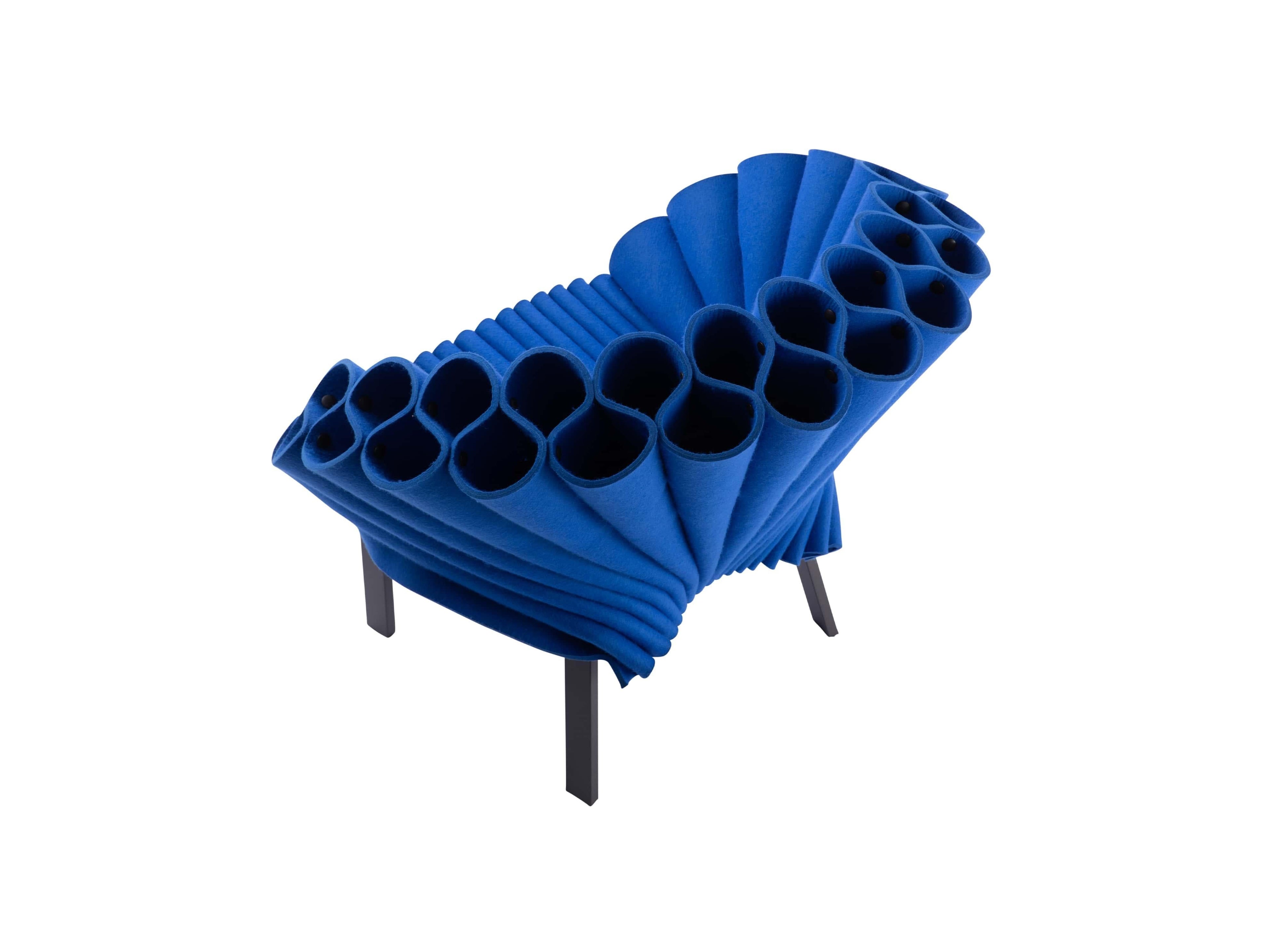 https://a.1stdibscdn.com/peacock-armchair-made-of-crumpled-sheets-of-felt-in-green-by-dror-for-cappellini-for-sale-picture-5/f_16392/f_491443421773071143877/03_peacock_master.jpg