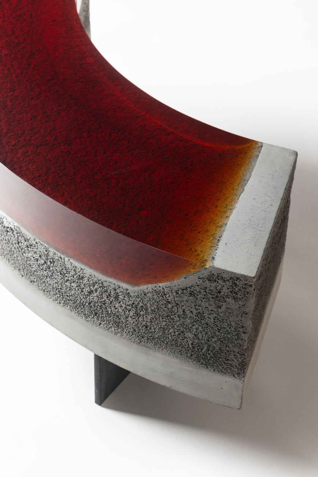 https://a.1stdibscdn.com/cala-bench-by-draga-aurel-for-sale-picture-7/f_12192/f_489912721772118860781/04_DA_CALA_bench_red_clay_by_Federica_Lissoni_master.jpg