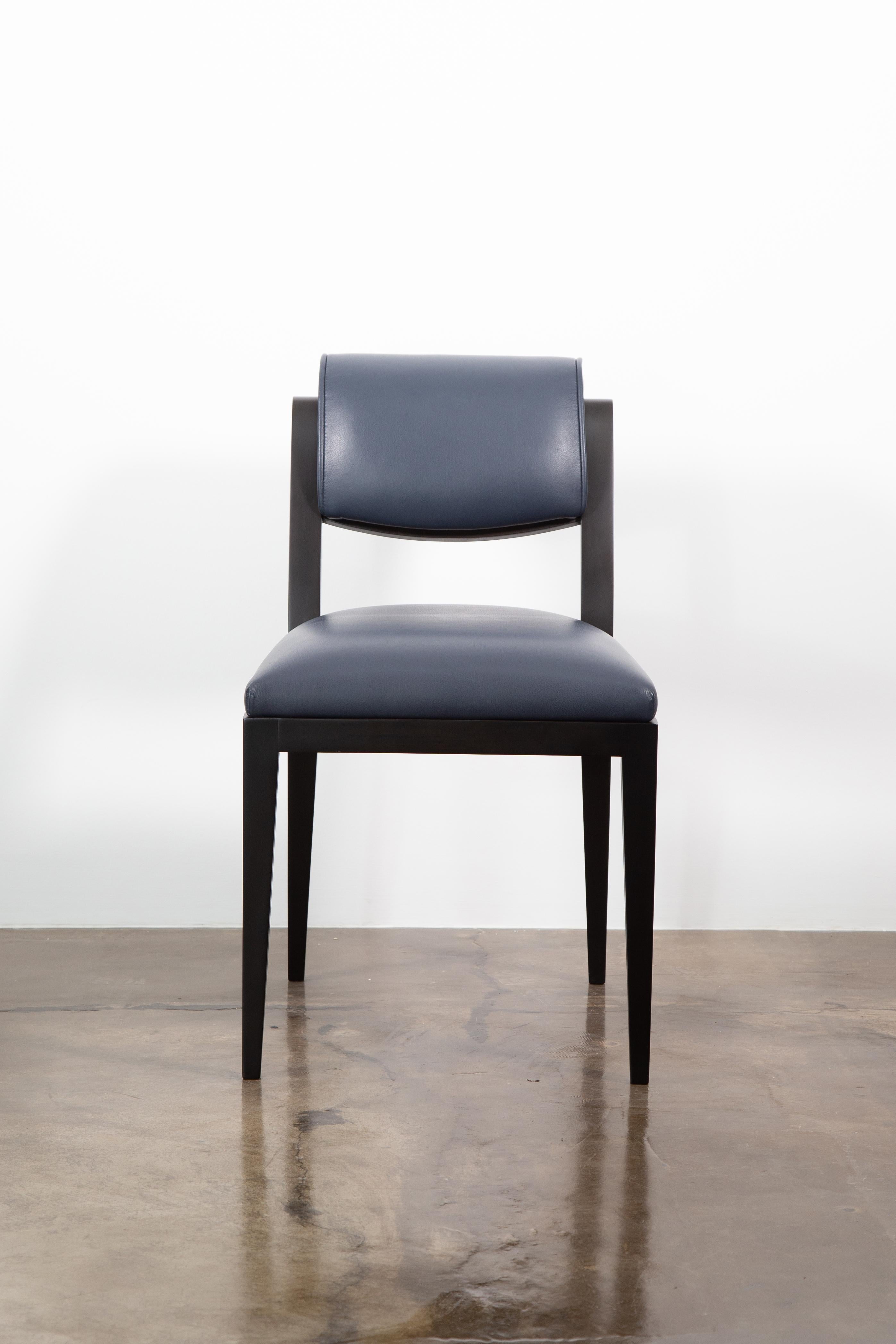 https://a.1stdibscdn.com/contemporary-art-deco-style-leather-dining-chair-by-costantini-gianni-for-sale-picture-5/f_25173/f_252463721631198460692/04_Gianni_Chair_from_Costantini_master.jpg