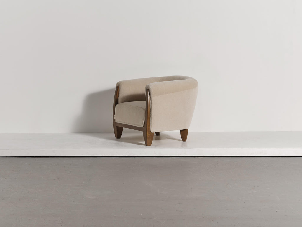 https://a.1stdibscdn.com/pair-of-sculptural-armchairs-solid-oak-and-pure-alpaca-upholstery-for-sale-picture-14/f_22593/f_477199921764169050085/04_Wonky_Stone_Alpaca_Pair_0178_11_8_master.jpg