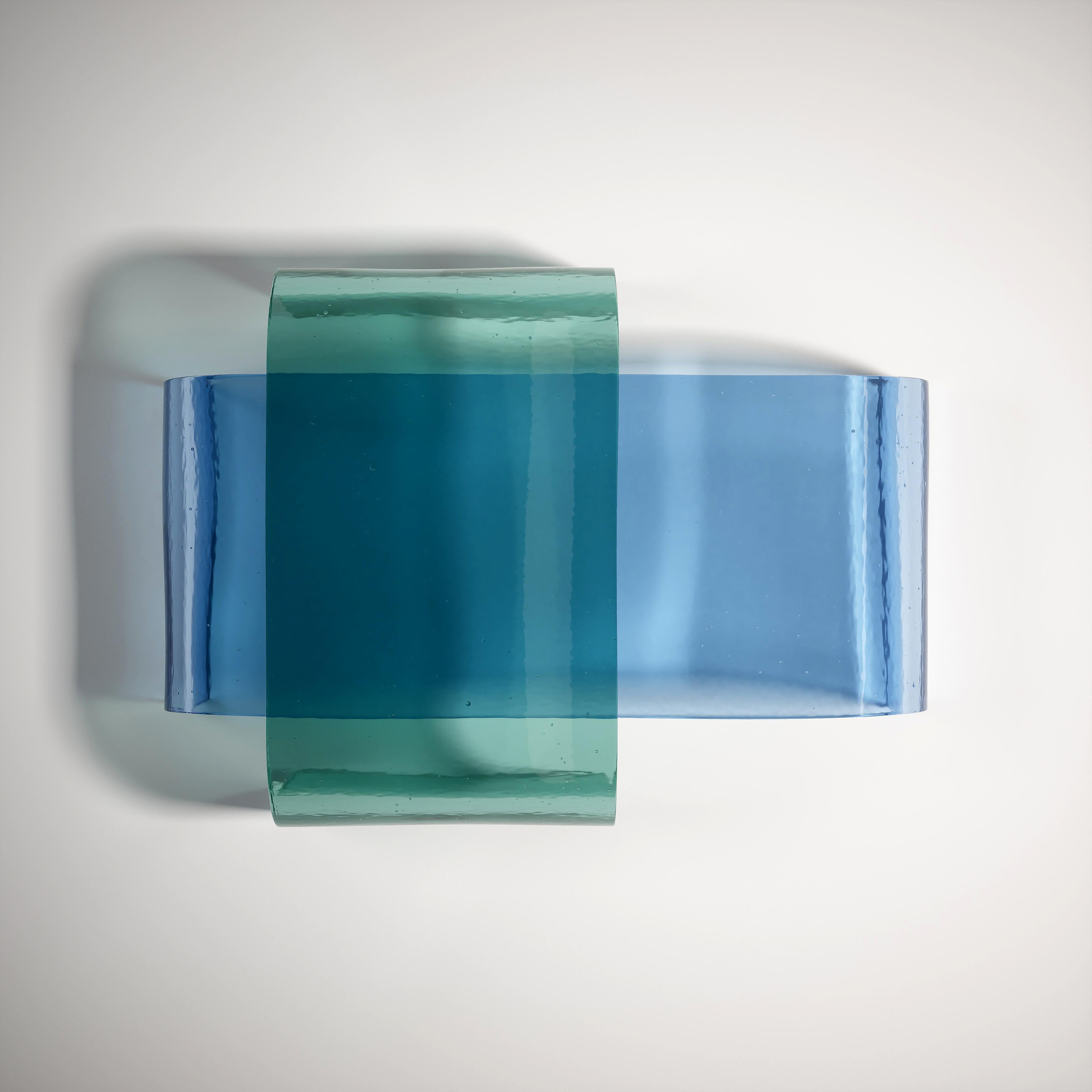 https://a.1stdibscdn.com/itzel-green-and-blue-colored-kiln-cast-glass-coffee-table-set-by-fredjuul-for-sale-picture-3/f_22063/f_386556621709300788539/04_master.jpg