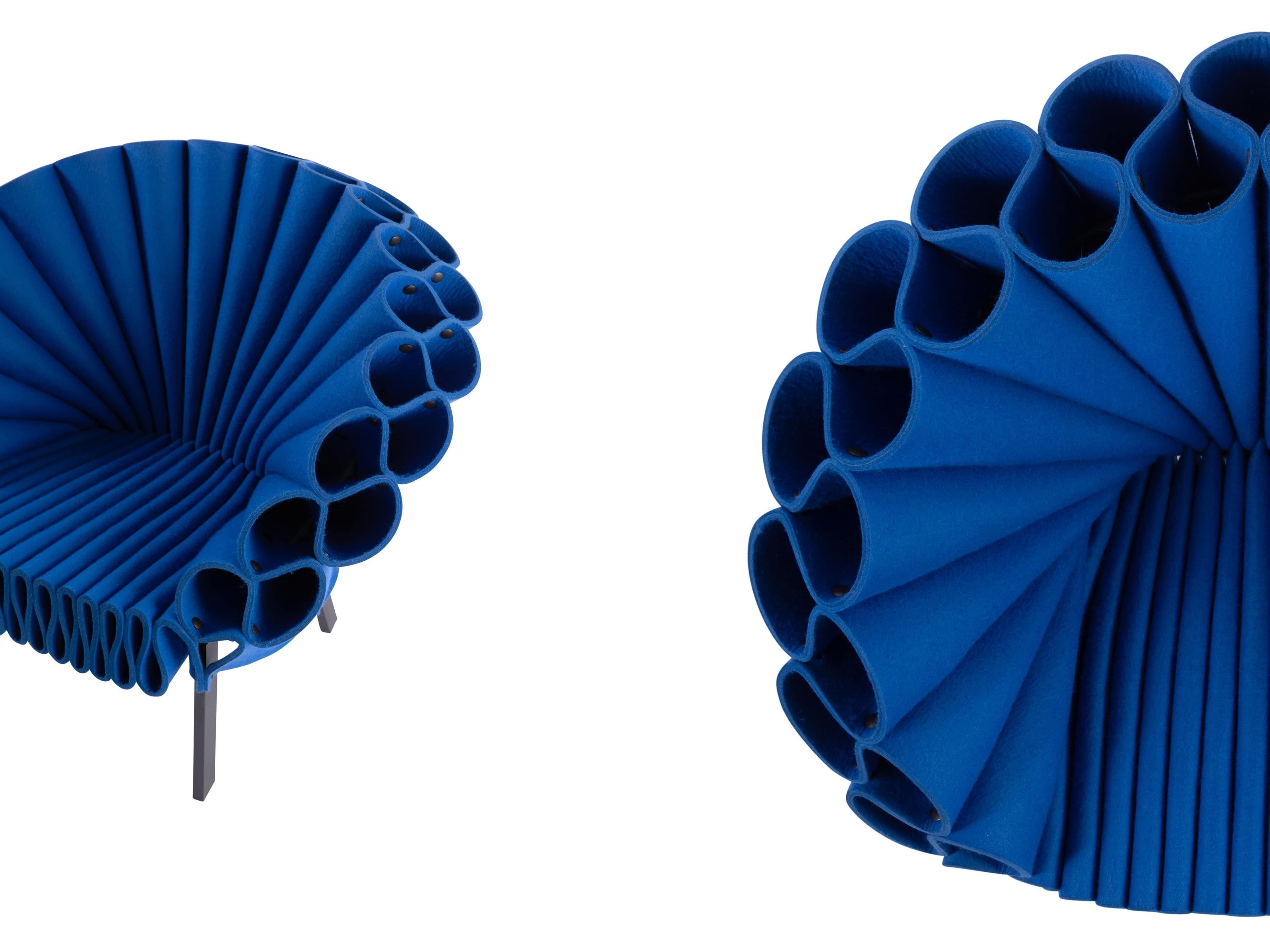 https://a.1stdibscdn.com/peacock-armchair-made-of-crumpled-sheets-of-felt-in-blue-by-dror-for-cappellini-for-sale-picture-5/f_16392/f_491441621773070758242/04_peacock_master.jpg