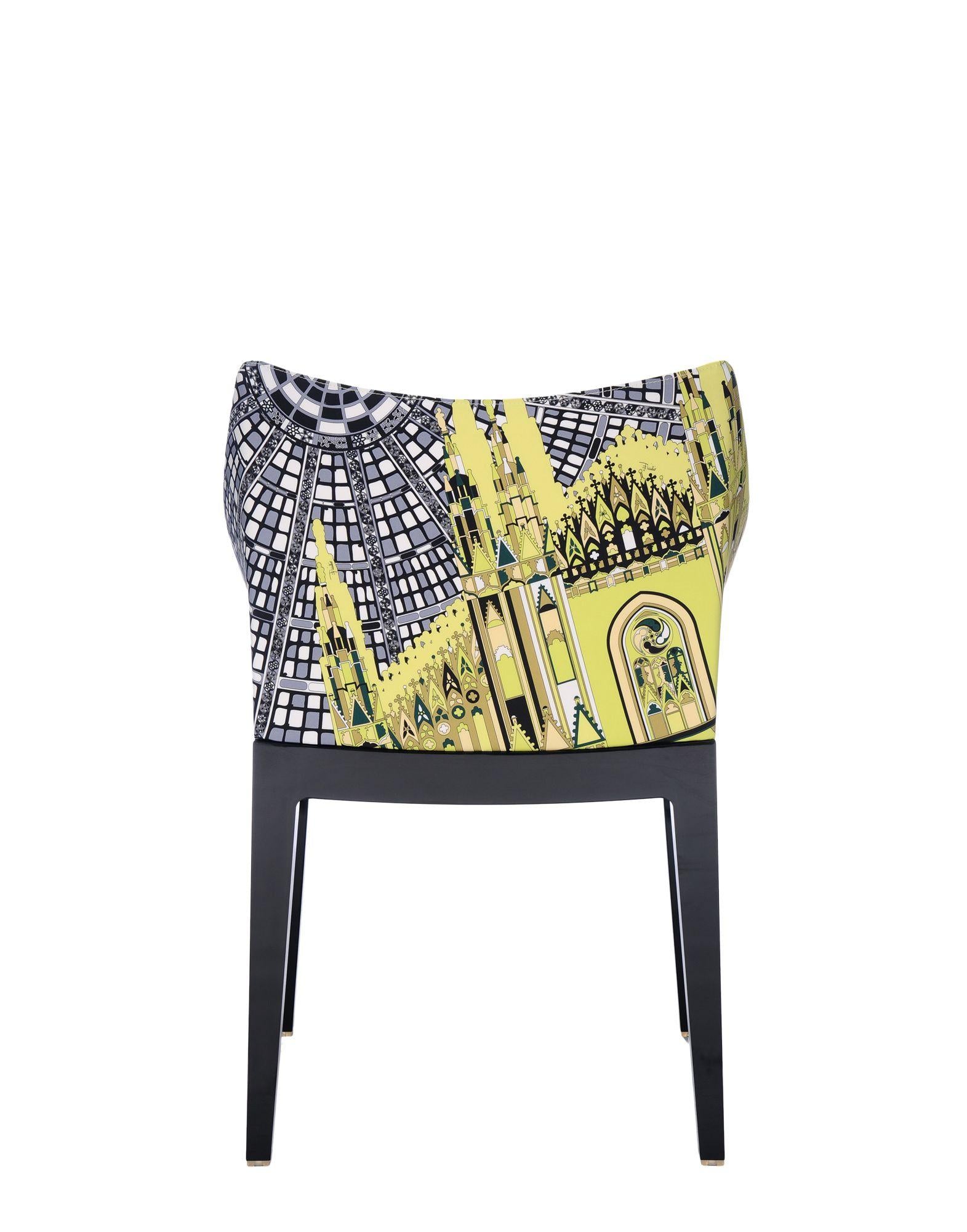 https://a.1stdibscdn.com/kartell-madame-chair-in-new-york-print-by-philippe-starck-in-milan-black-for-sale-picture-4/f_45362/f_243486521624982941085/05838MI_4_master.jpg