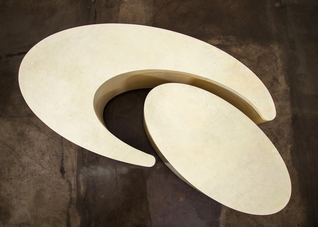https://a.1stdibscdn.com/goatskin-modern-sculptural-nesting-cocktail-tables-from-costantini-cadenza-for-sale-picture-5/f_25173/f_242753621624471222943/05_Cadenza_Nesting_Tables_from_Costantini_master.jpg