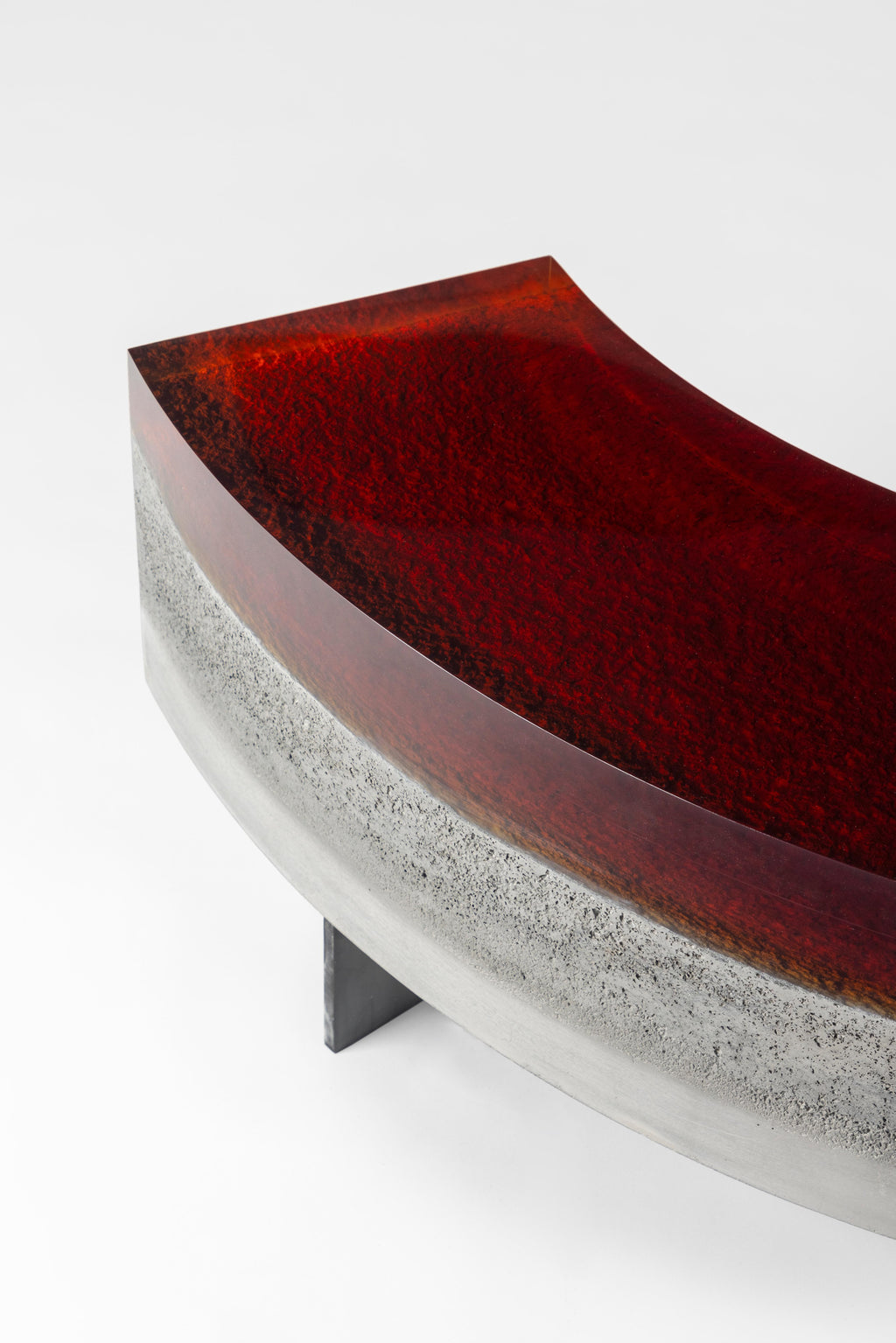 https://a.1stdibscdn.com/cala-bench-by-draga-aurel-for-sale-picture-8/f_12192/f_489912721772118860515/05_DA_CALA_bench_red_clay_by_Federica_Lissoni_master.jpg