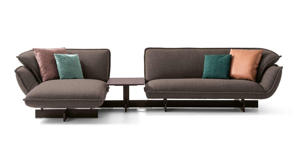 https://a.1stdibscdn.com/patricia-urquiola-beam-sofa-for-cassina-italy-2022-for-sale-picture-6/f_15912/f_296918621658498804599/05_dettagli_550_beam_sofa_system_sofa_5_master.jpg