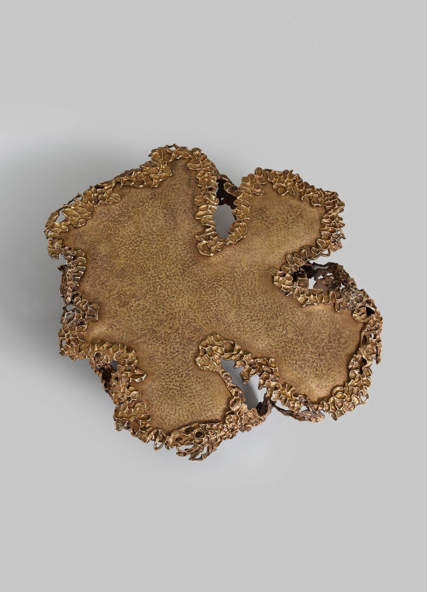 https://a.1stdibscdn.com/saffron-coffee-table-viya-by-vikram-goyal-for-sale-picture-5/f_89622/f_429676721735803992220/05_master.jpg
